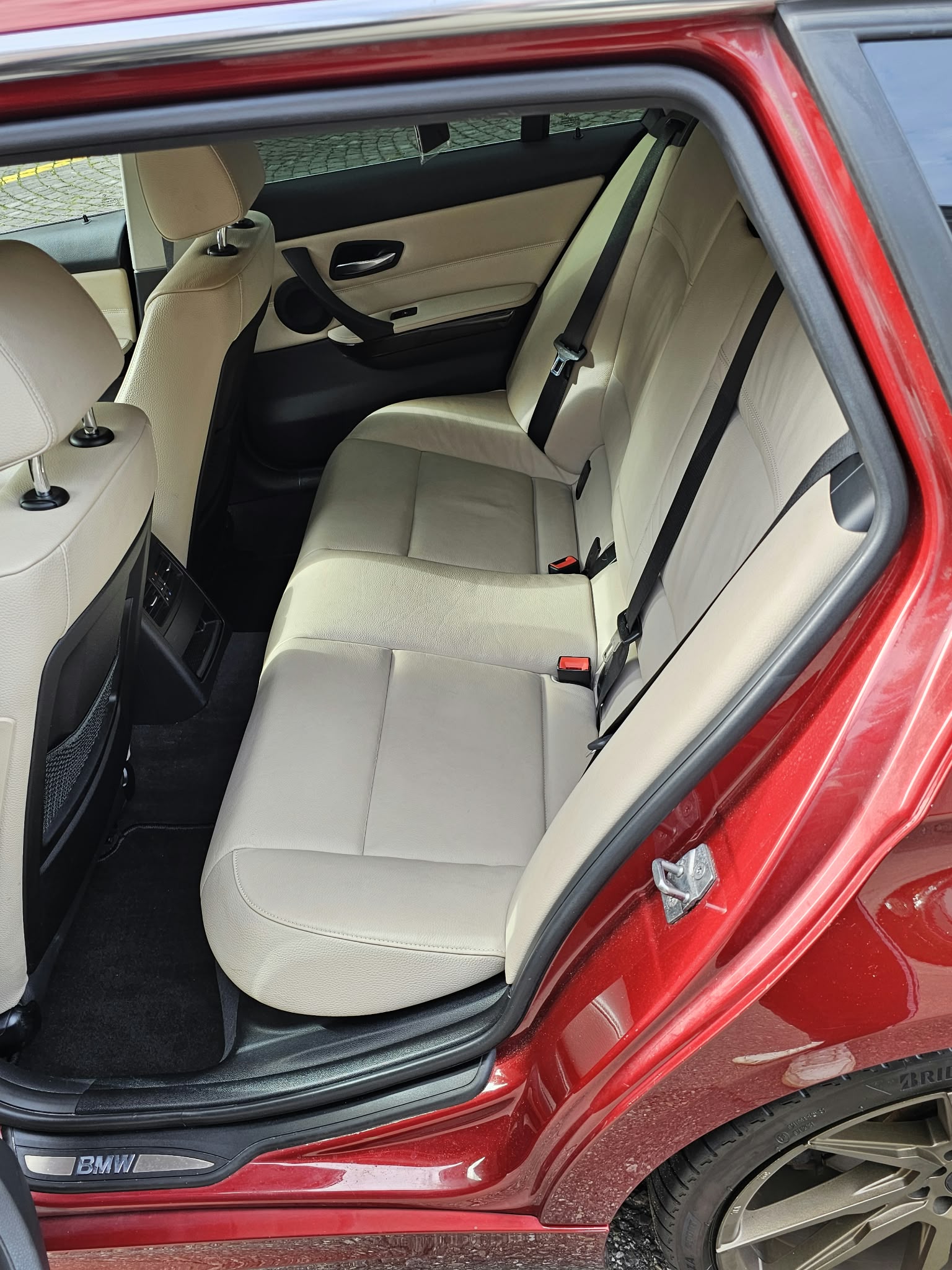 BMW 330d xDrive Touring Steptronic-image-9