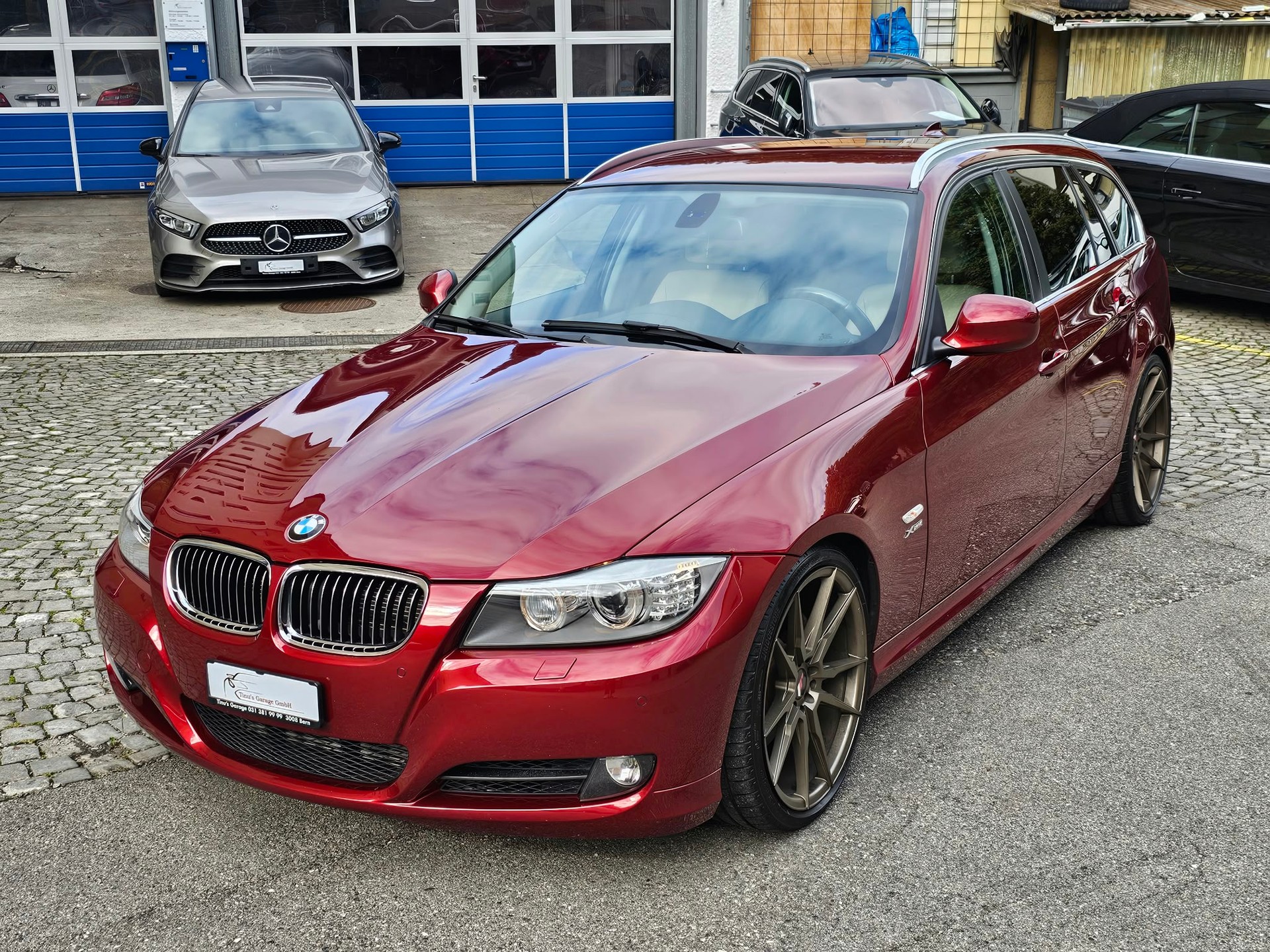 BMW 330d xDrive Touring Steptronic-image-0