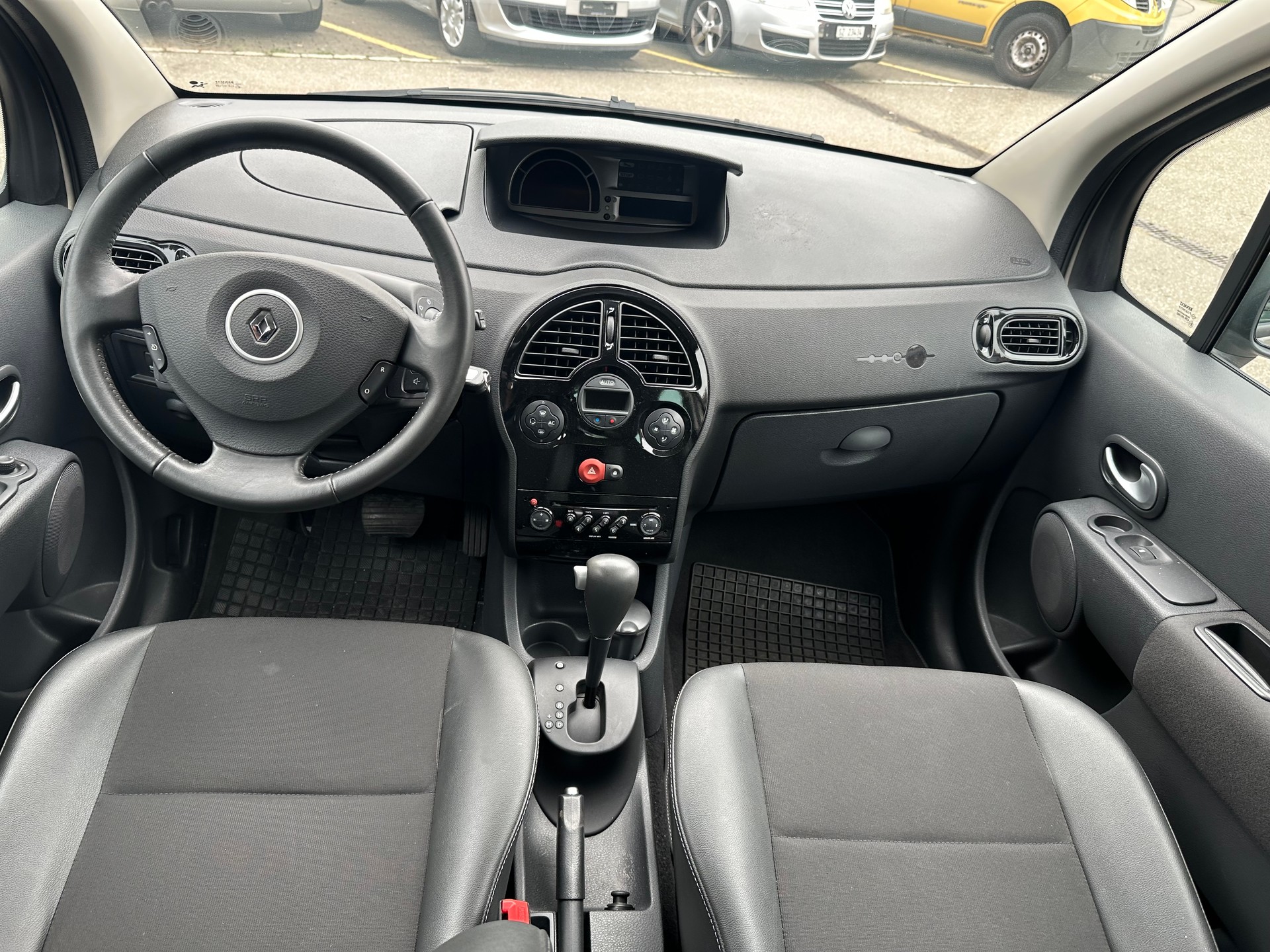 RENAULT Modus 1.6 16V Yahoo Automatic-image-8