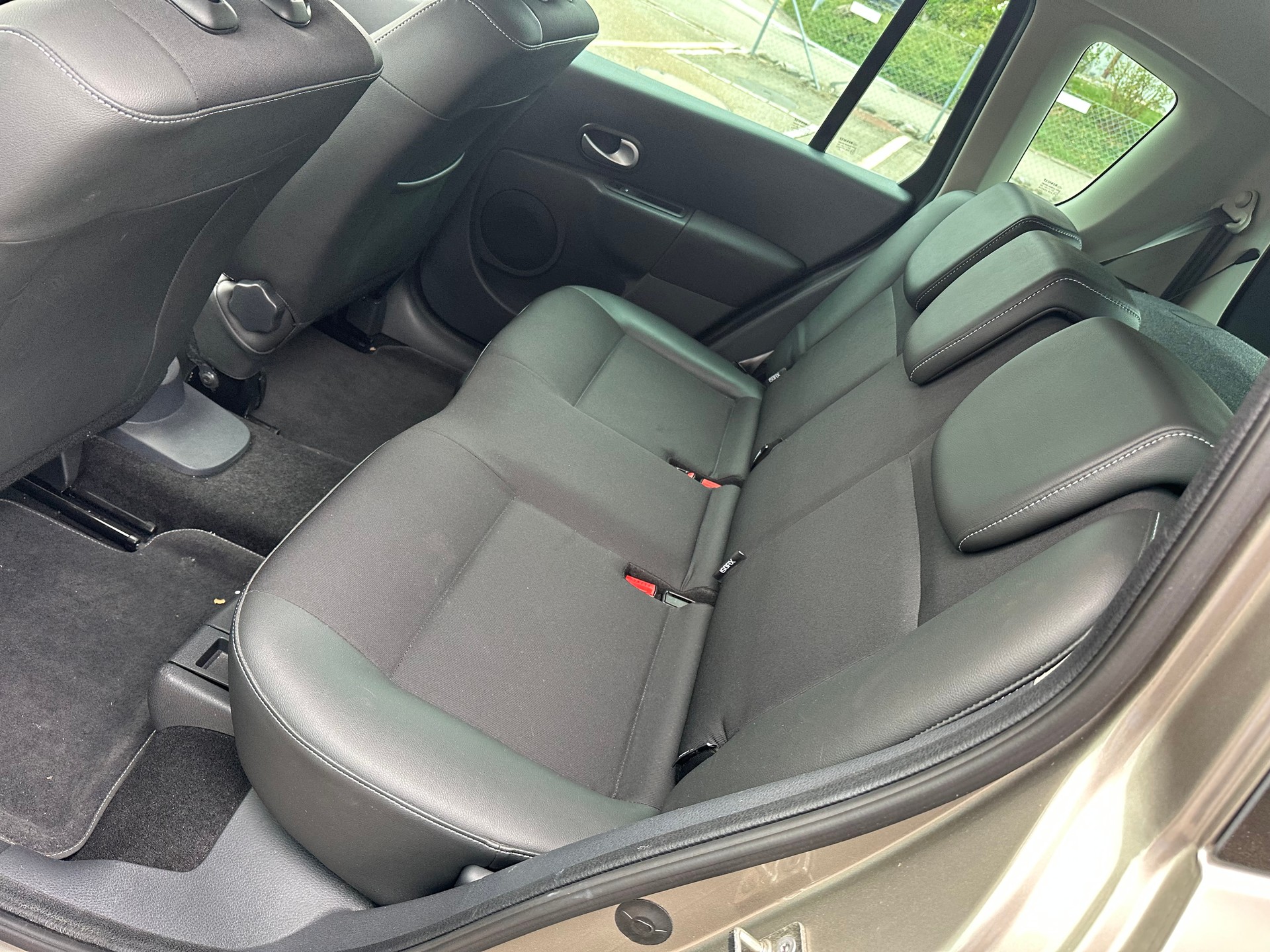 RENAULT Modus 1.6 16V Yahoo Automatic-image-9