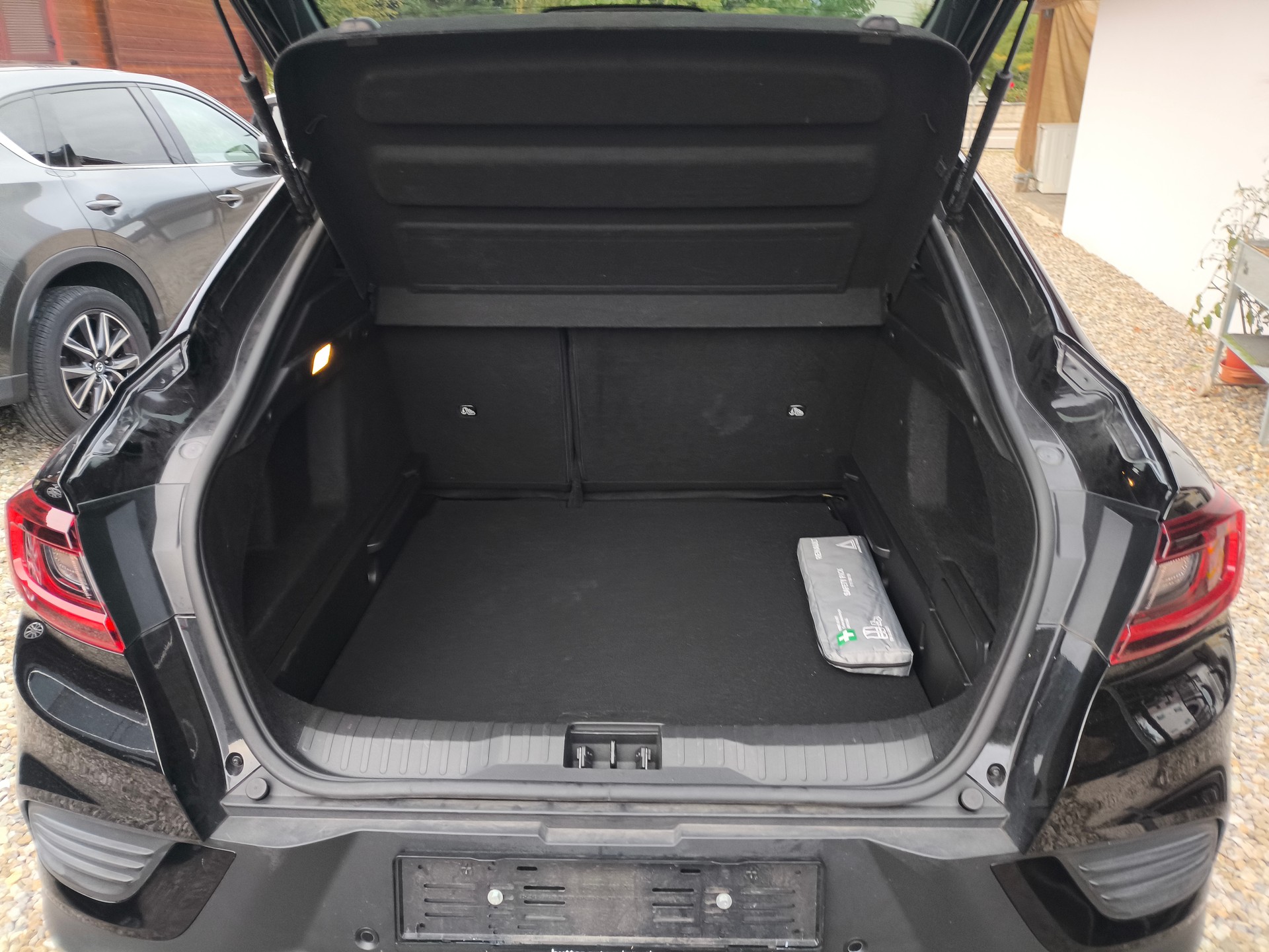RENAULT Arkana 1.6 E-Tech Techno-image-11