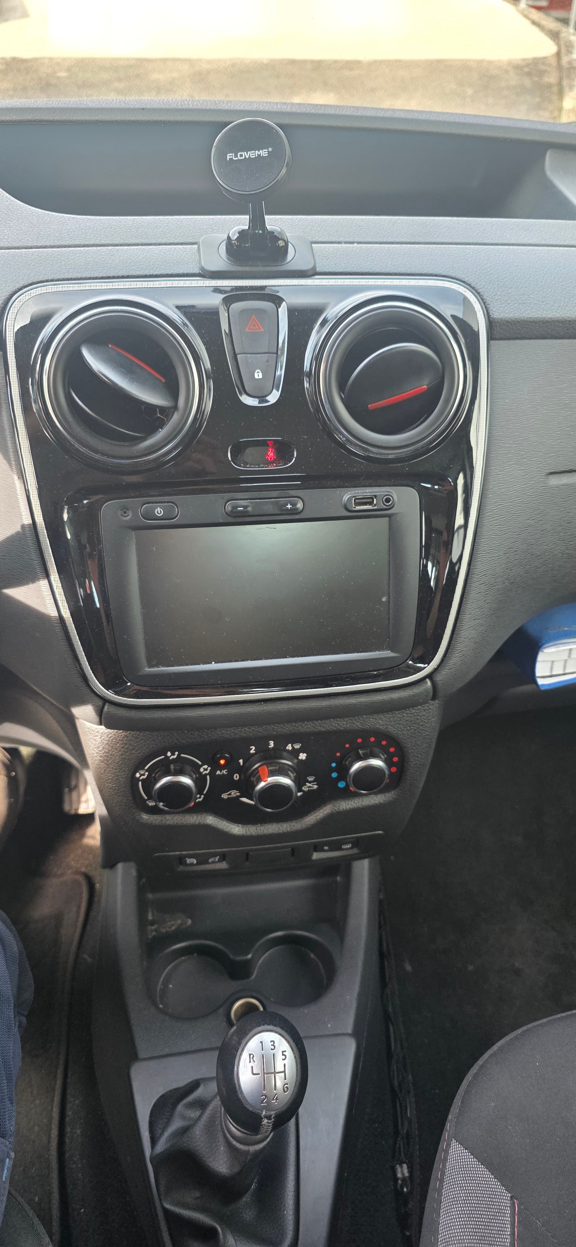 DACIA Dokker 1.5 dCi Stepway-image-8