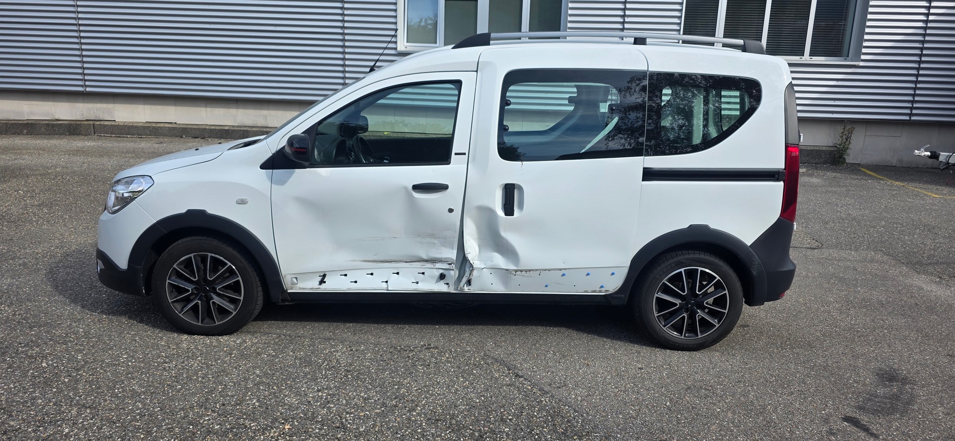 DACIA Dokker 1.5 dCi Stepway-image-1