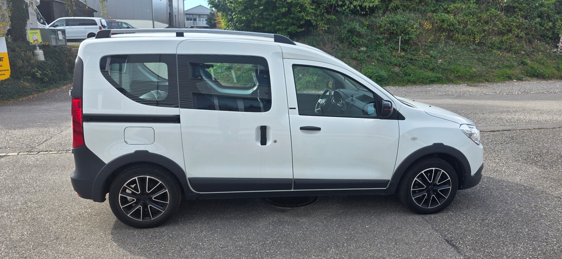 DACIA Dokker 1.5 dCi Stepway-image-4