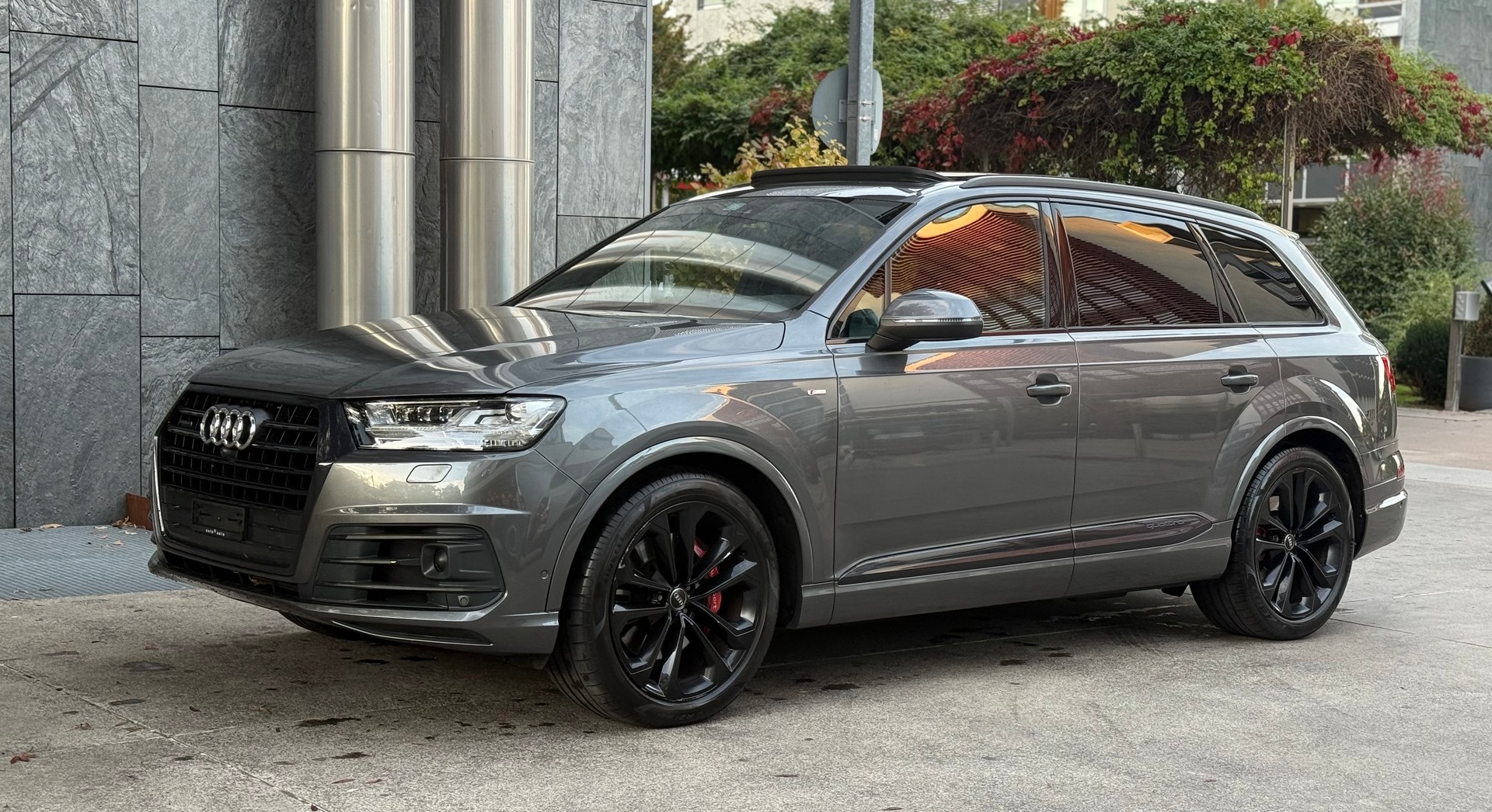 AUDI Q7 50 TDI quattro tiptronic-showroom-element-1