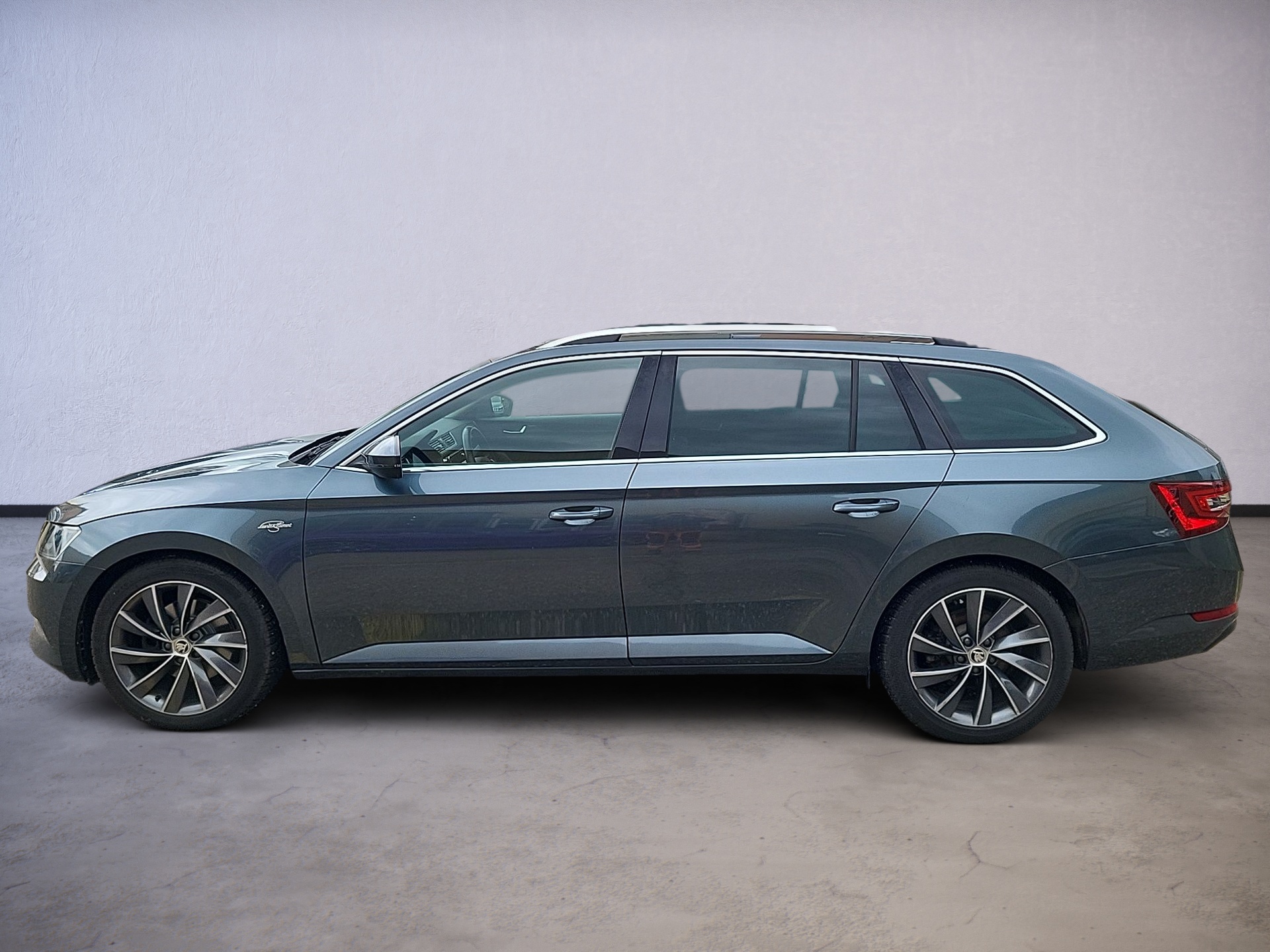 SKODA Superb Combi 2.0 TDi L&K 4x4 DSG-image-7