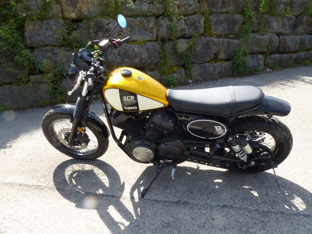 YAMAHA SCR 950 ABS-showroom-element-2