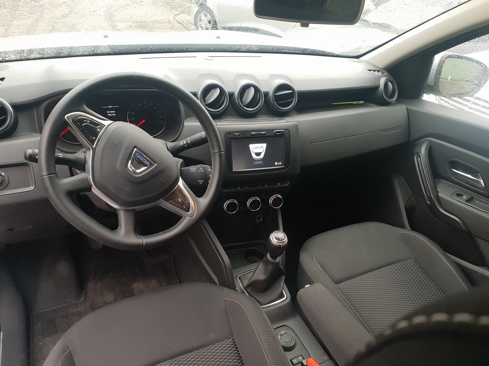 DACIA Duster TCe 125 Comfort 4x4-image-9