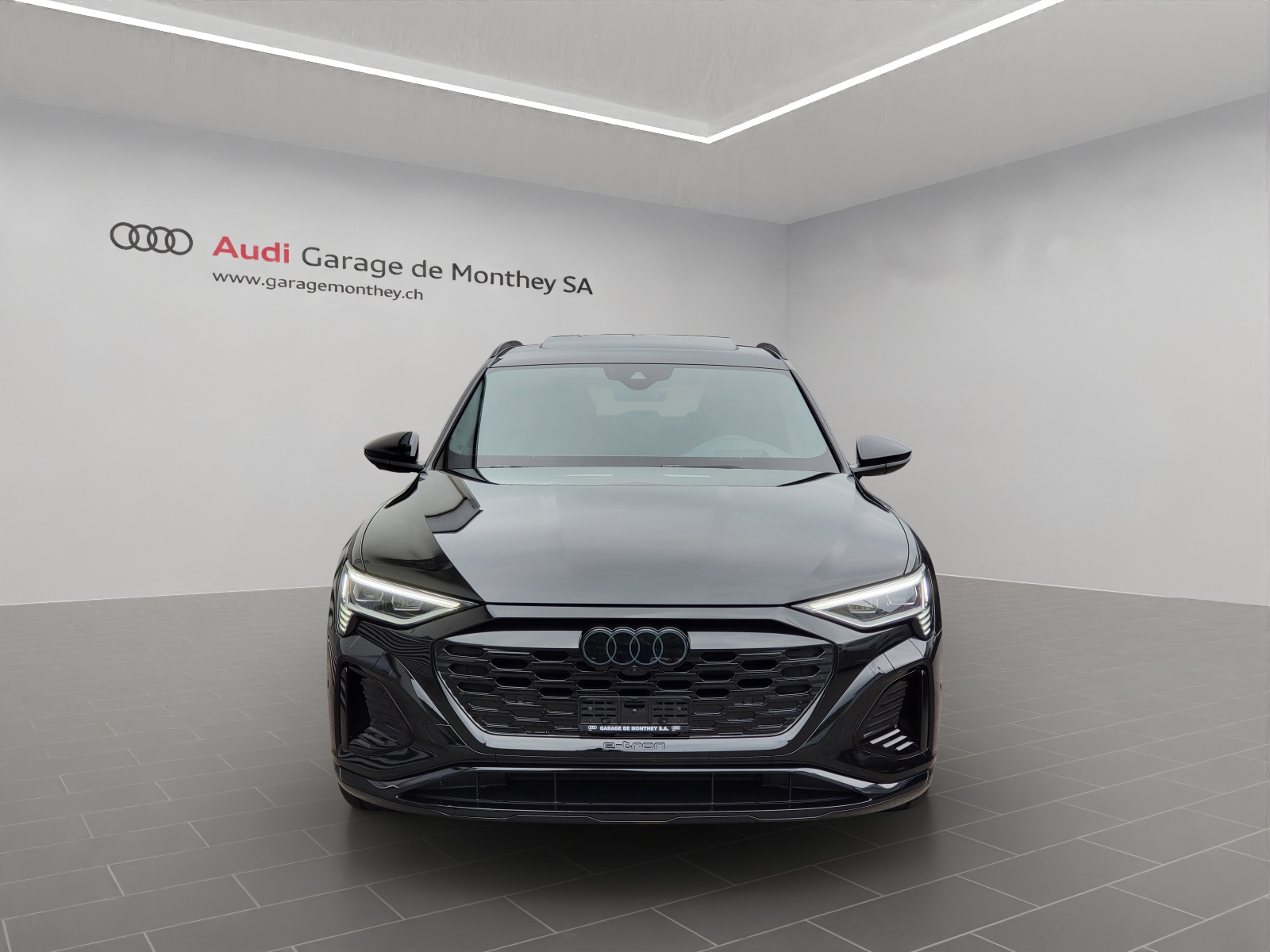 AUDI Q8 Sportback 55 e-tron Black Edition quattro-image-1