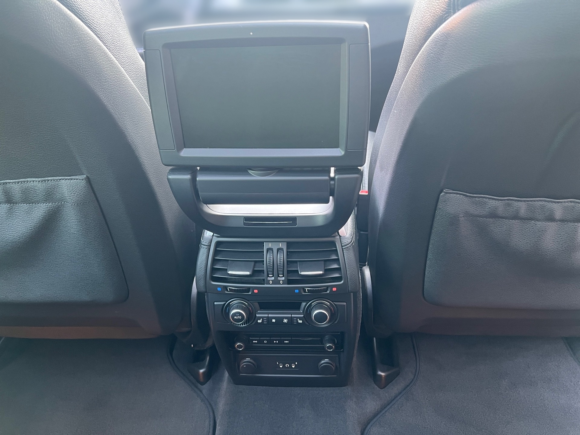 BMW X5 xDrive M Steptronic-image-12