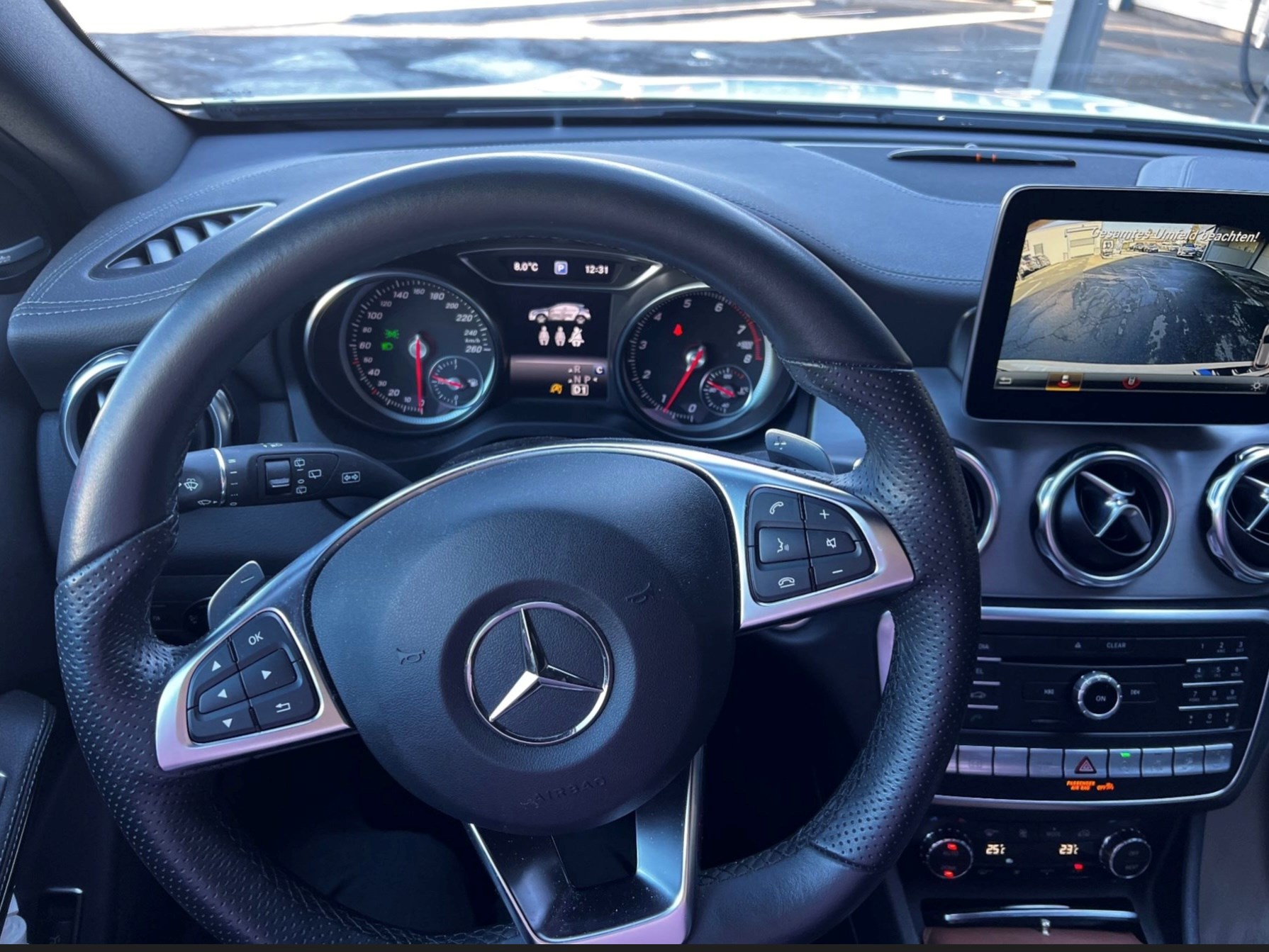 MERCEDES-BENZ GLA 250 AMG Line 4Matic 7G-DCT mit Garantie-image-2