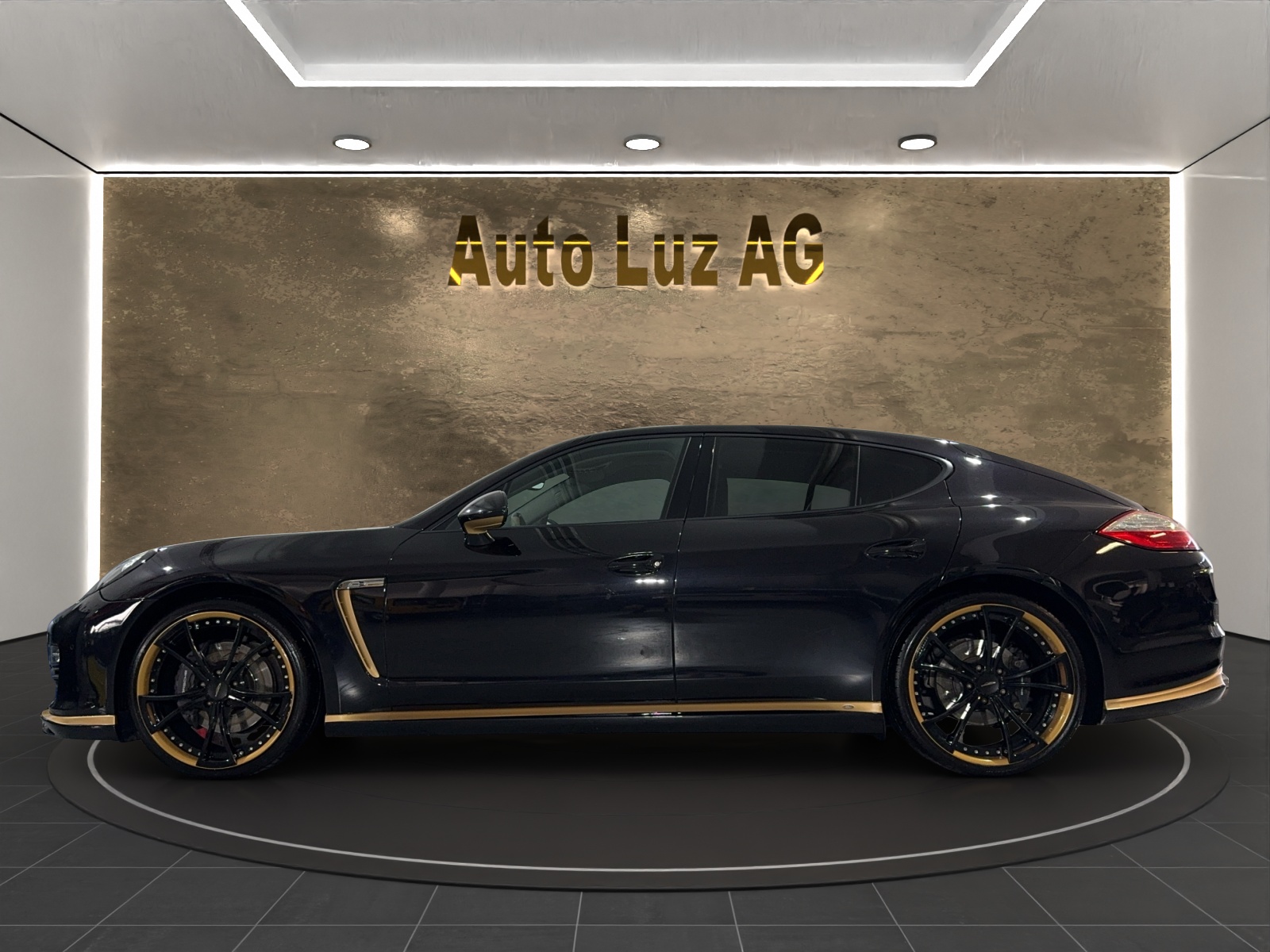 PORSCHE Panamera 3.0 Diesel Tiptronic-image-4