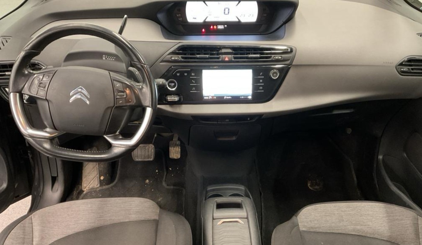 CITROEN C4 Grand Picasso 1.6 BlueHDi Feel Edition EAT6-image-2