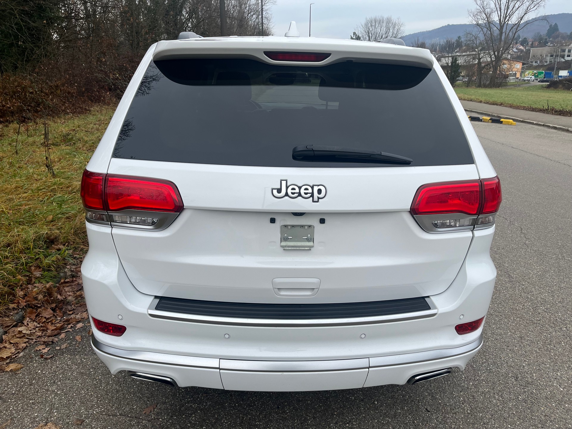 JEEP Grand Cherokee 3.0 CRD Summit Automatic-image-4