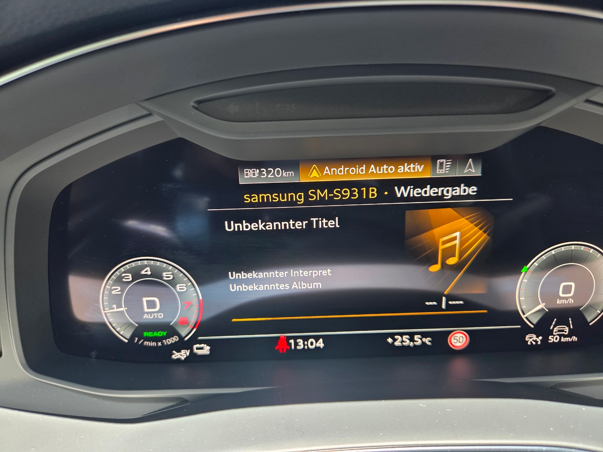 AUDI A6-55 TFSIe Sport quatro S-tronic (Break)-image-13