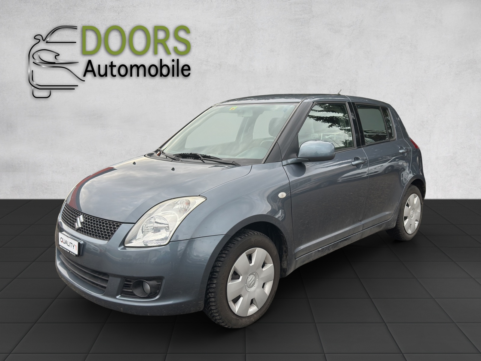 SUZUKI Swift 1.3i 16V GL 4x4-image-1