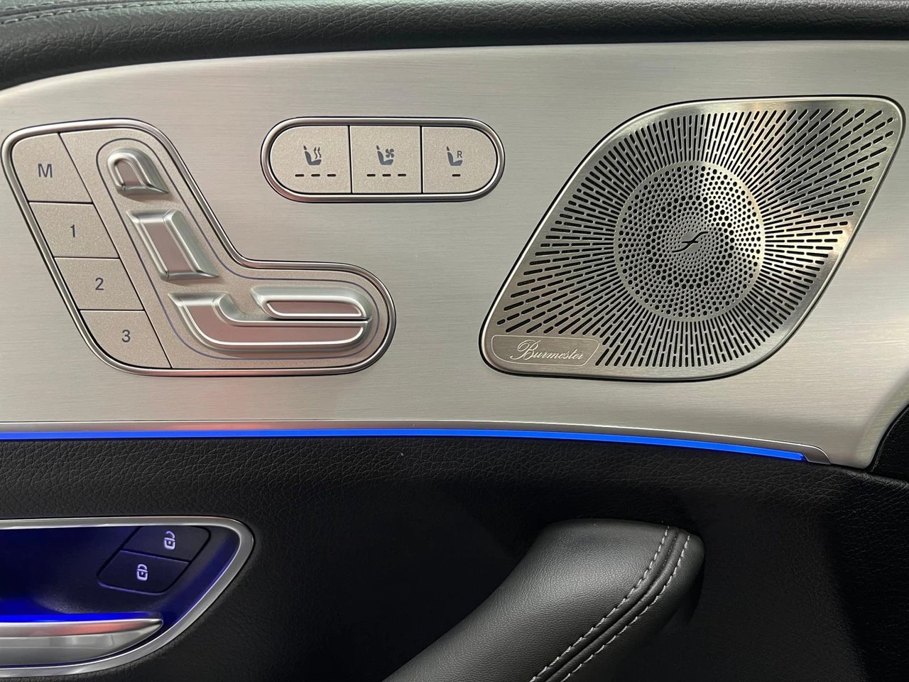 MERCEDES-BENZ GLE 450 4Matic AMG Line 9G-Tronic 7 places-image-1
