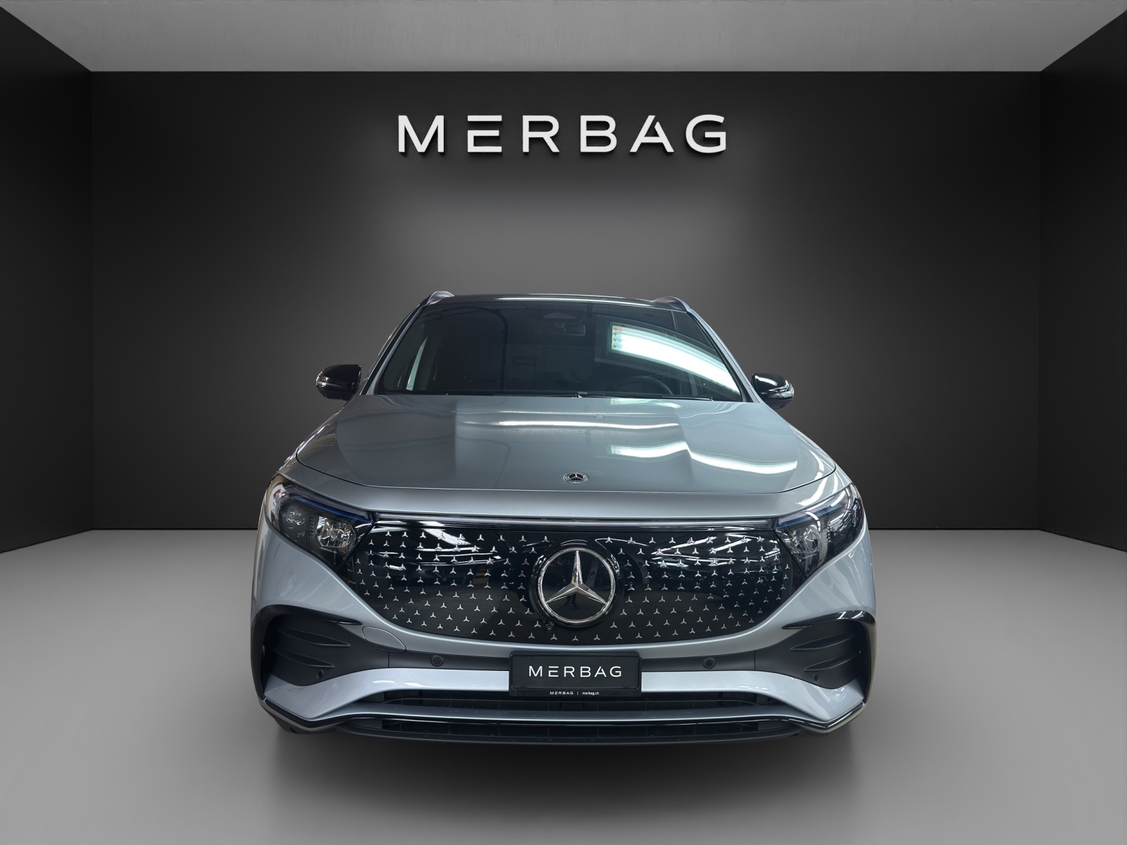 MERCEDES-BENZ EQA 300 66,5kWh 4Matic Swiss Star-image-6