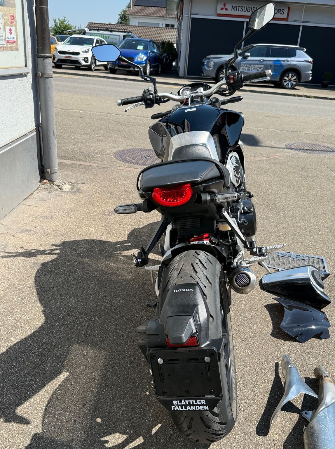 HONDA CB 1000 R ABS-image-2