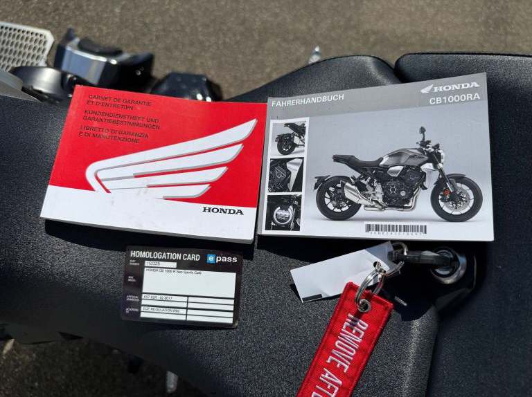 HONDA CB 1000 R ABS-image-6
