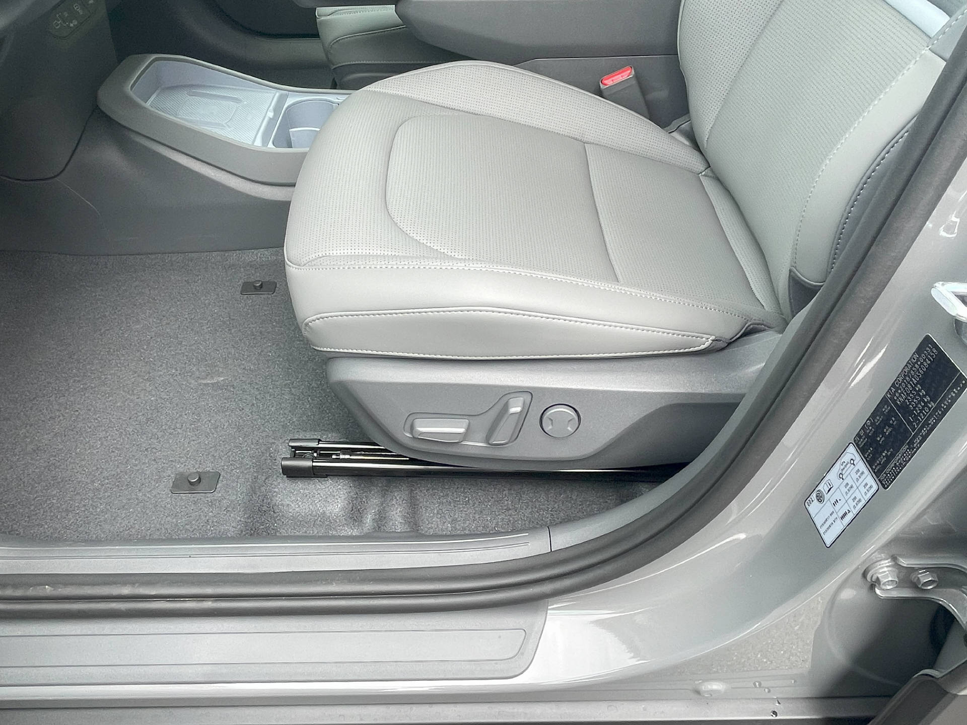 KIA EV3 81 kWh Earth+-image-8