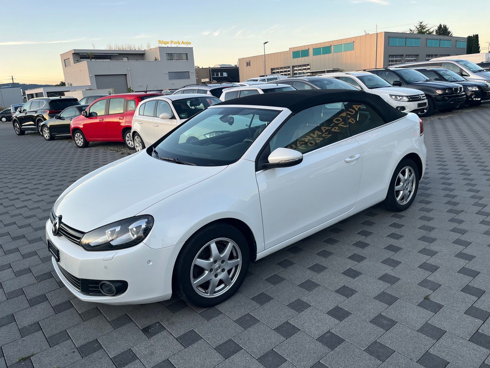 VW Golf Cabrio 1.4 TSI DSG-image-2