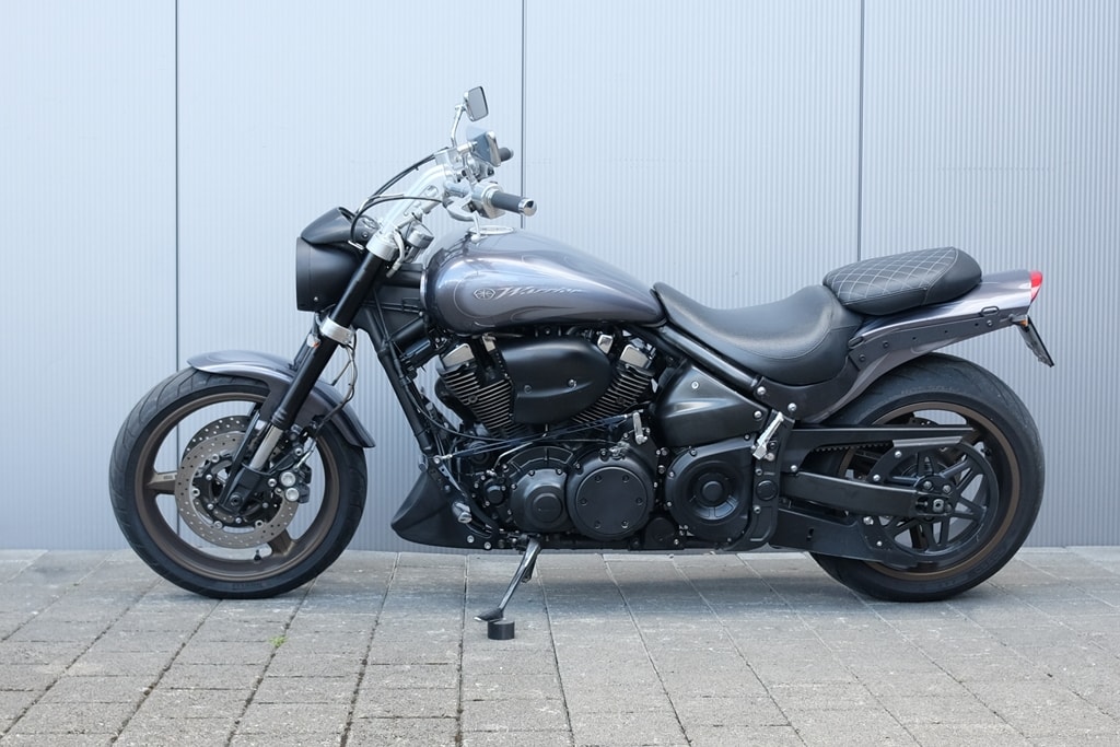 YAMAHA XV1700 Warrior-showroom-element-3