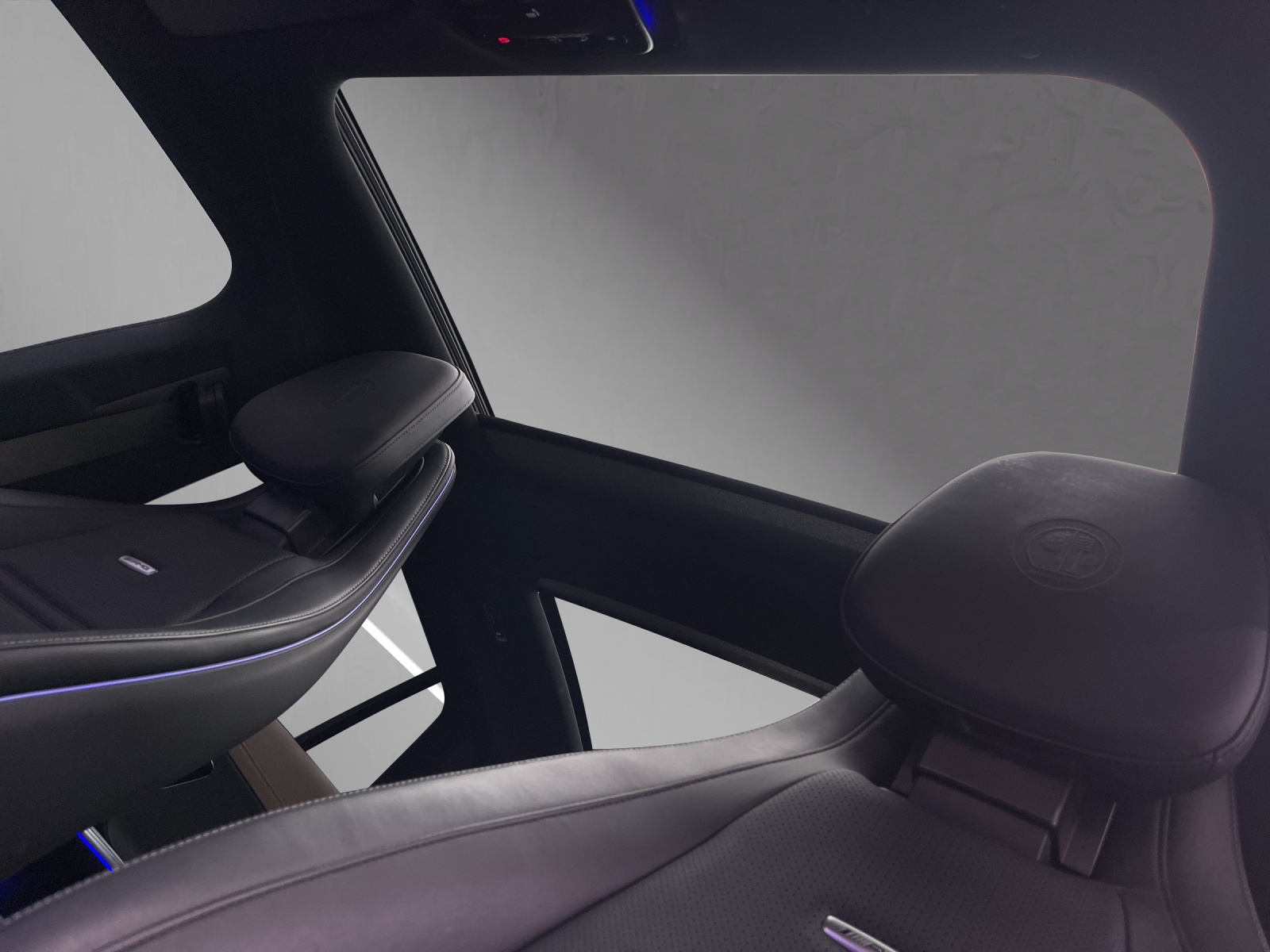 MERCEDES-BENZ EQE 43 AMG 4 Matic-image-11