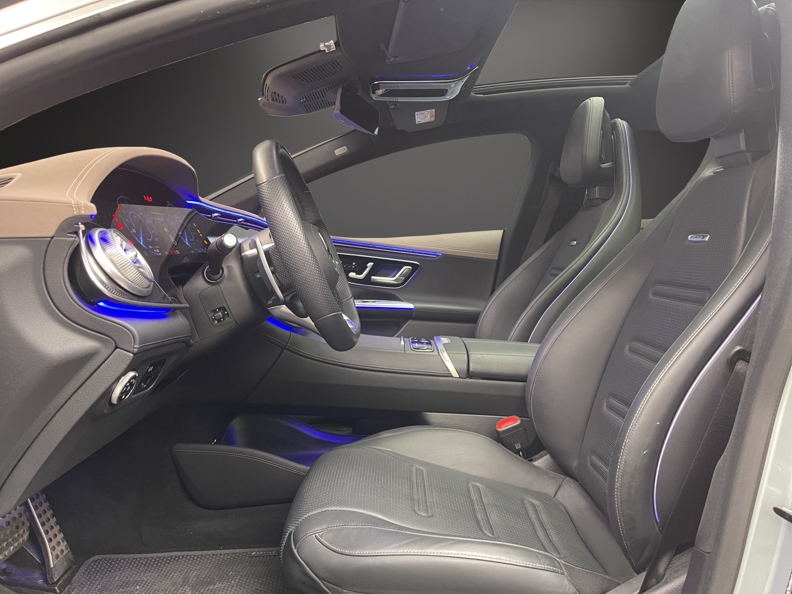 MERCEDES-BENZ EQE 43 AMG 4 Matic-image-8