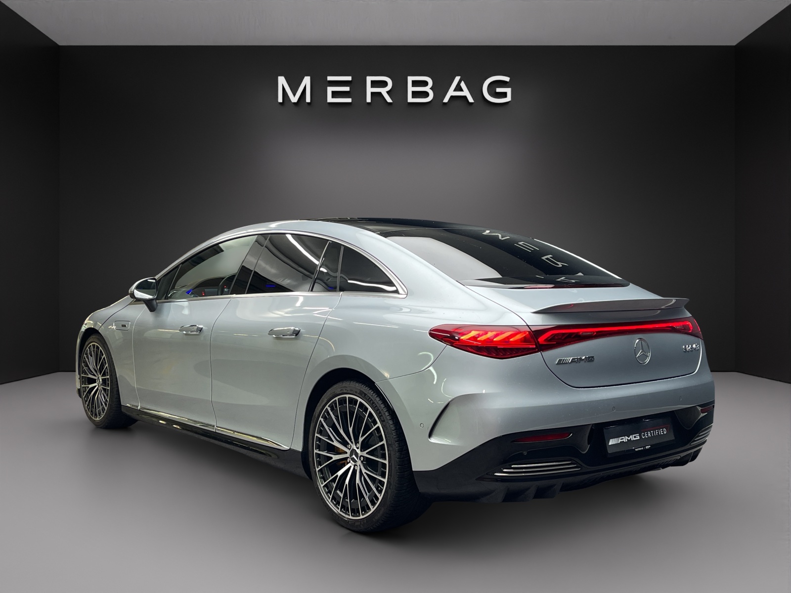 MERCEDES-BENZ EQE 43 AMG 4 Matic-image-3