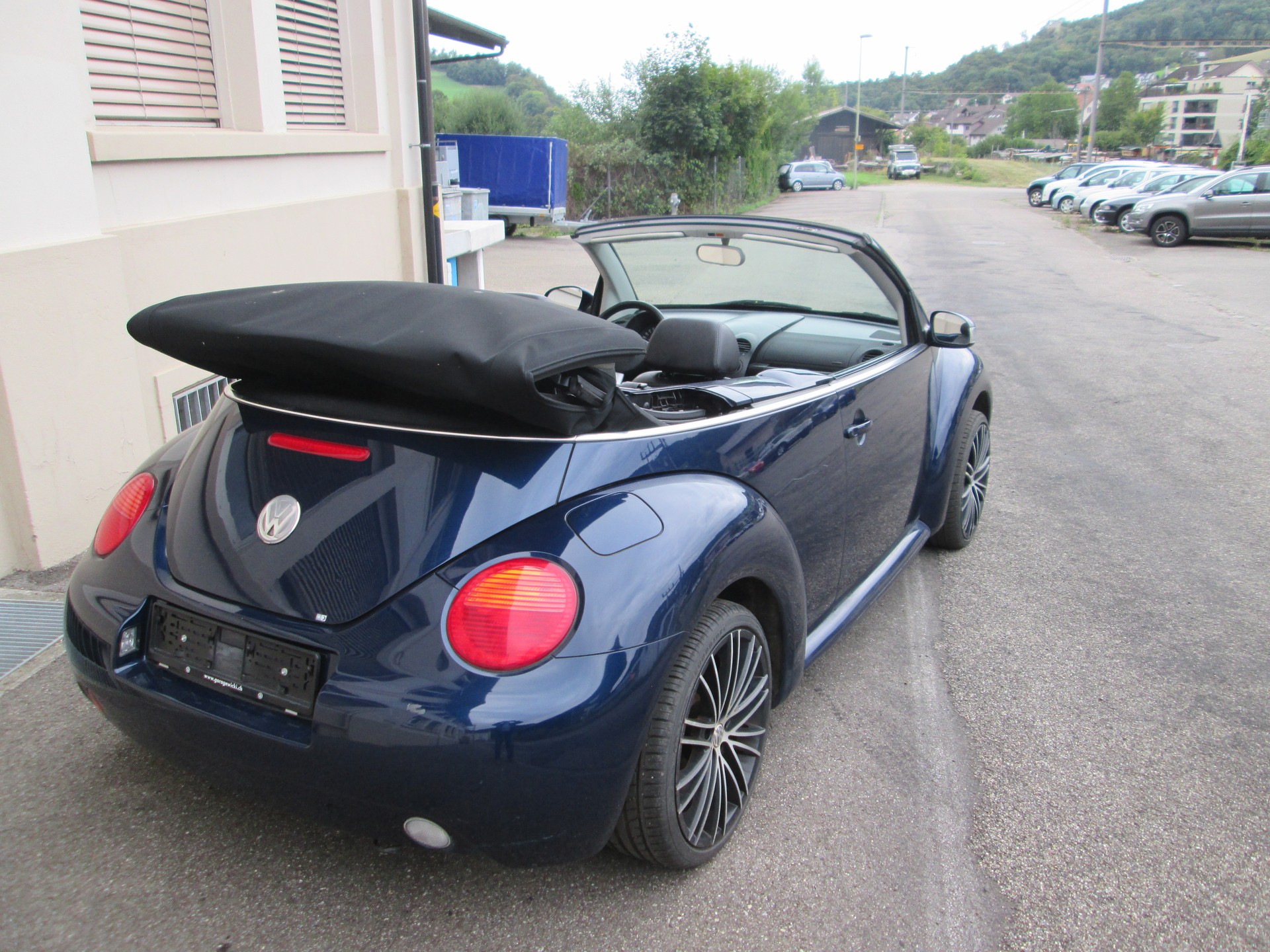 VW Beetle Cabrio 2.0-image-7