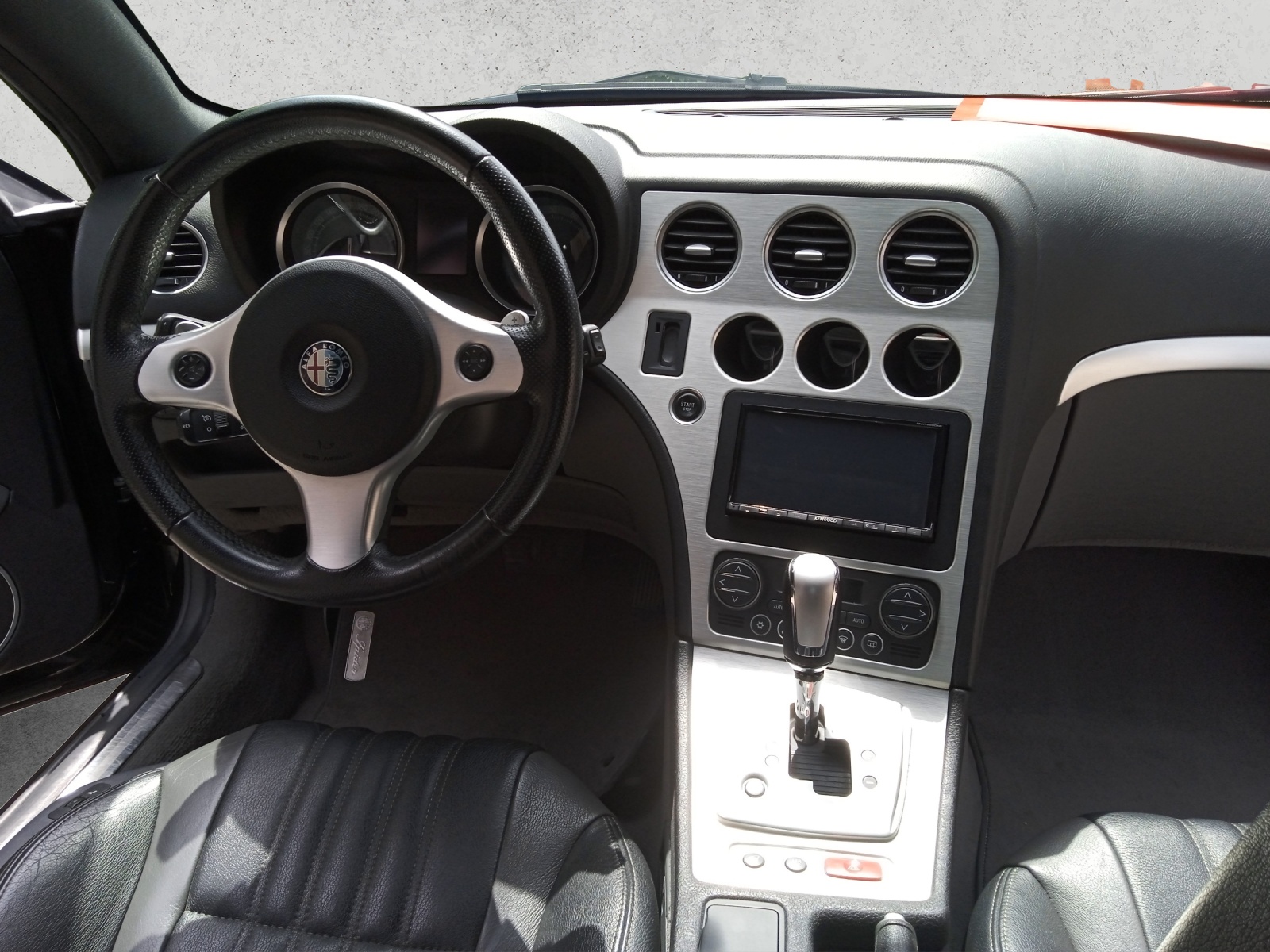 ALFA ROMEO Spider 3.2 JTS V6 Q4 Q-Tronic-image-14