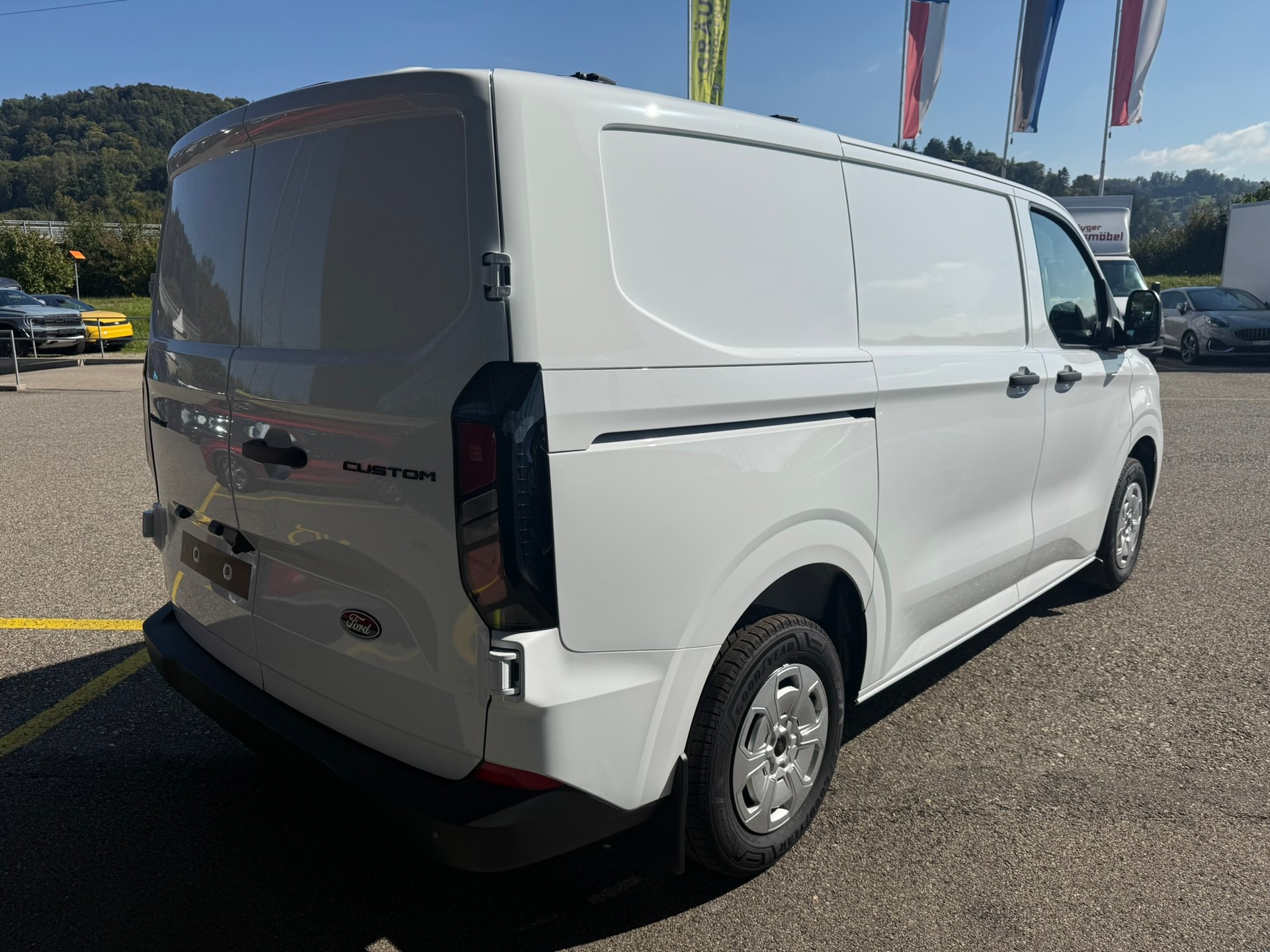 FORD Transit Custom Van 280 L1H1 Trend-image-5