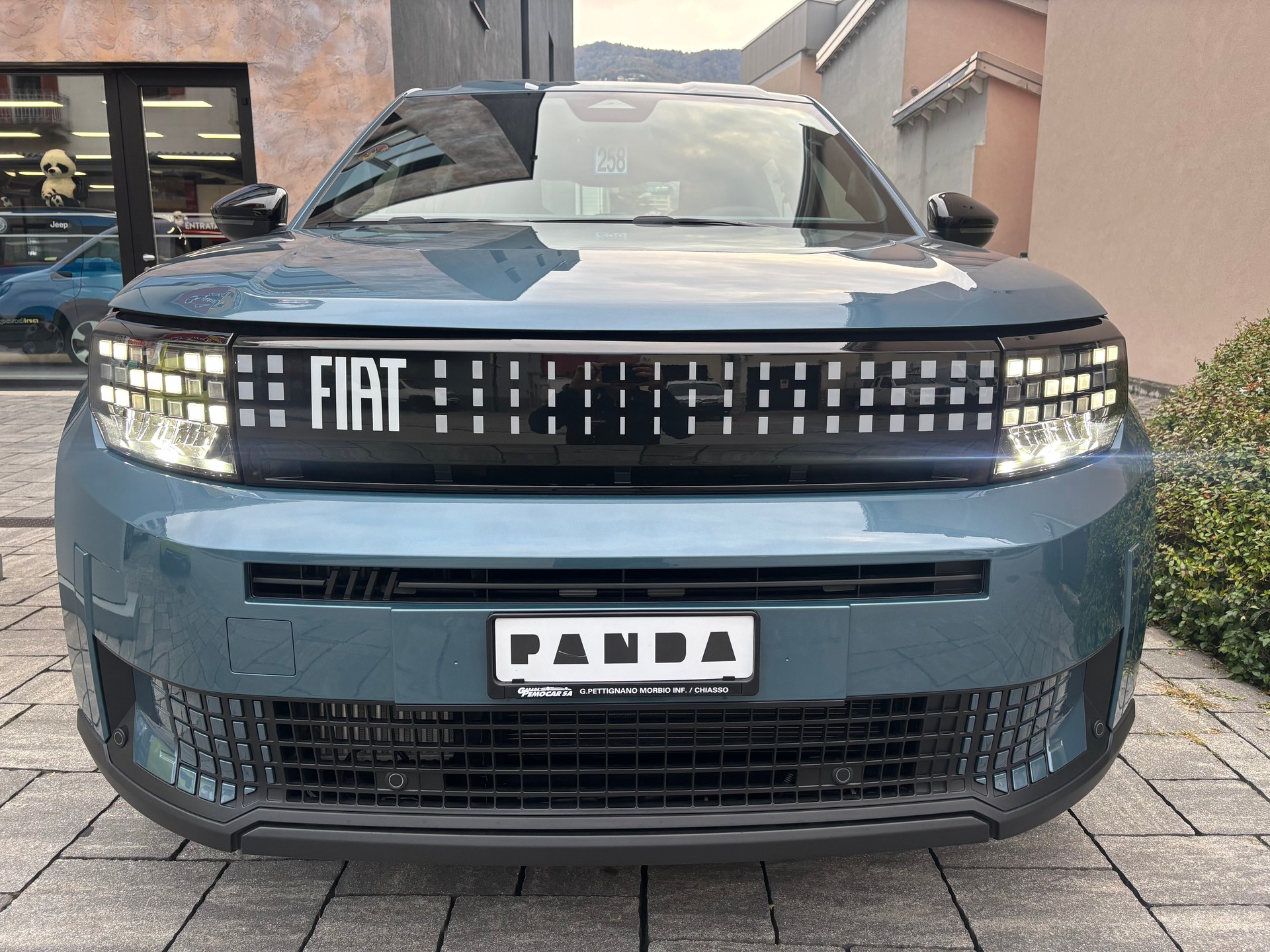 FIAT Grande Panda MHEV Icon-image-3