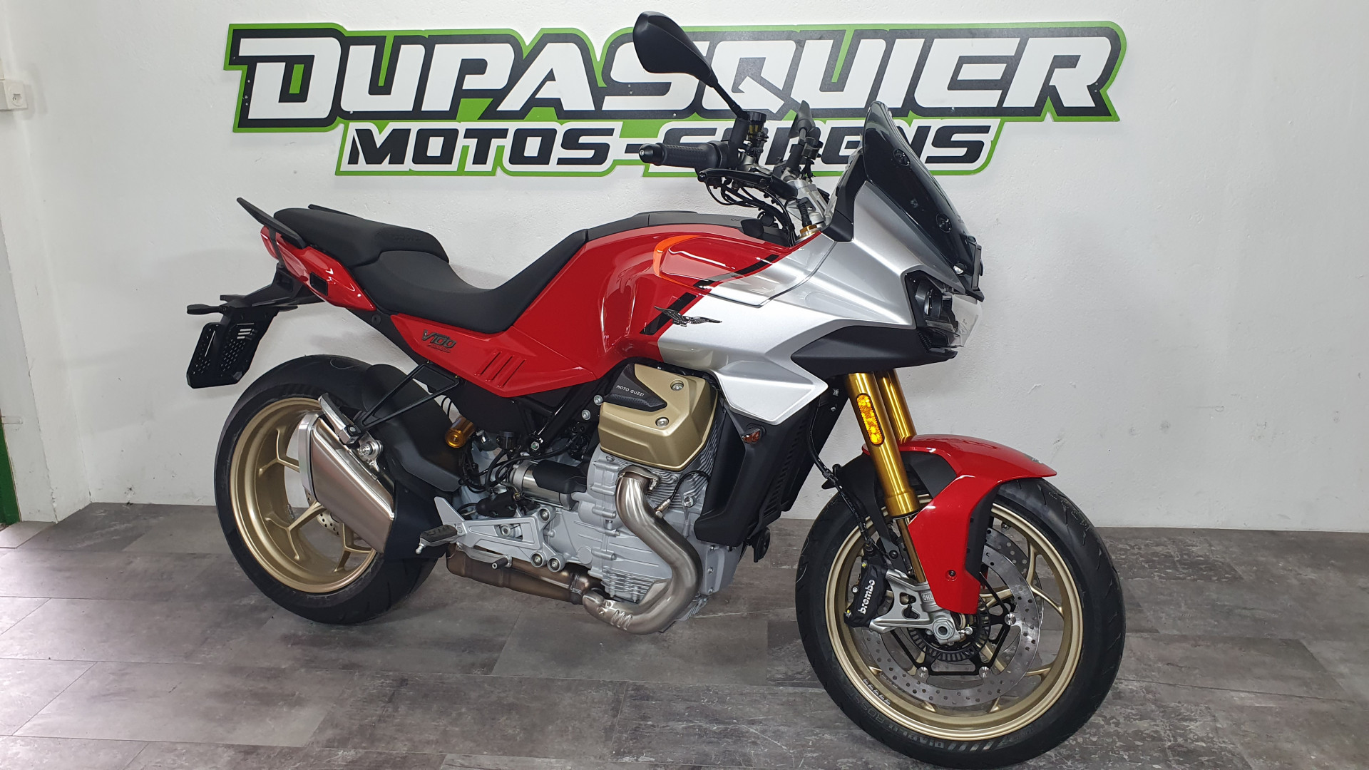 MOTO GUZZI V100 Mandello S-showroom-element-2