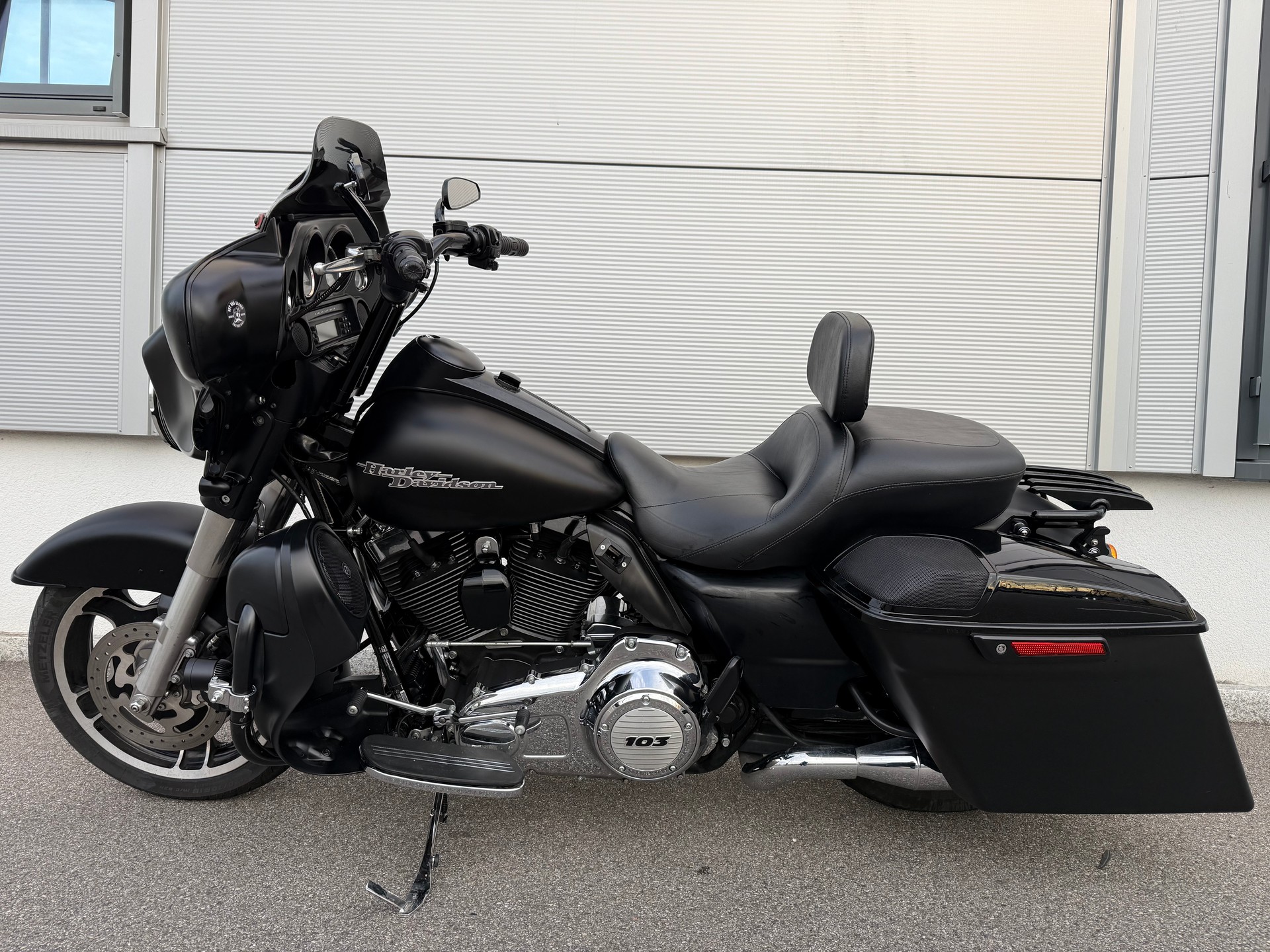 HARLEY-DAVIDSON FLHX Street Glide ABS (35kW)-image-6