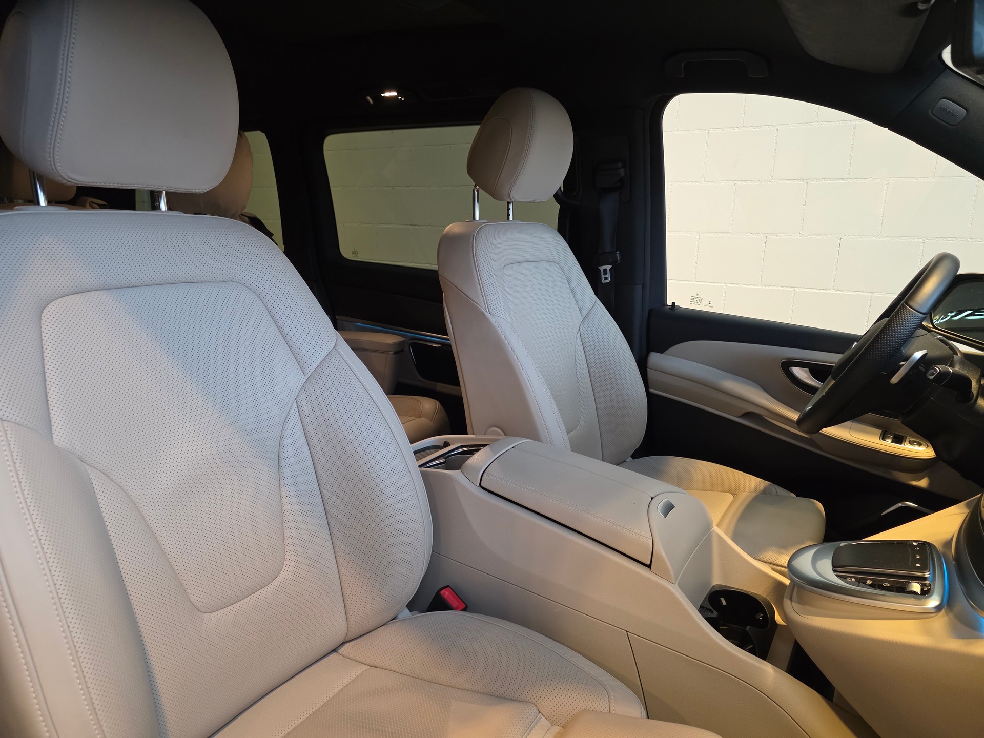 MERCEDES-BENZ V 300 d Avantgarde L 4M-image-28