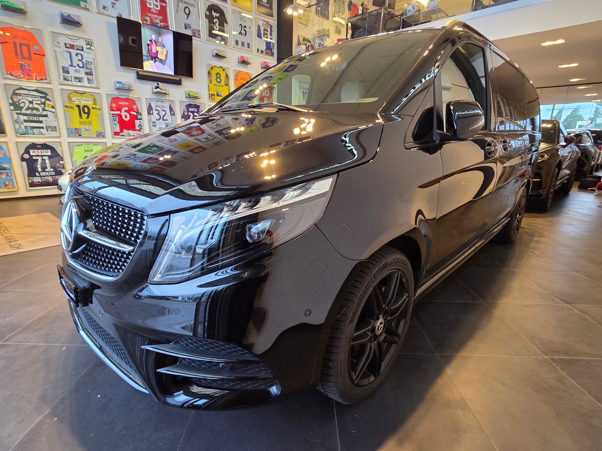MERCEDES-BENZ V 300 d Avantgarde L 4M-image-2