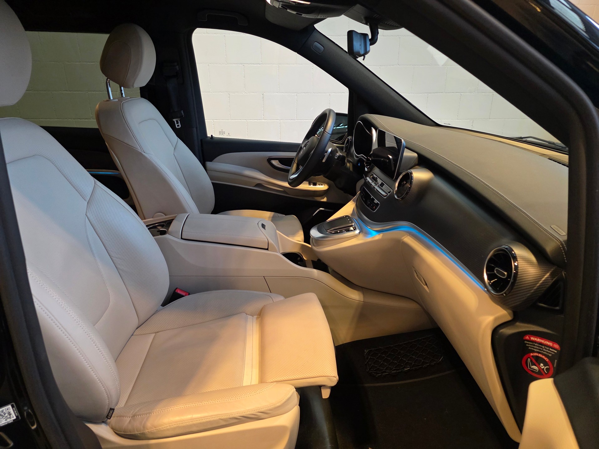 MERCEDES-BENZ V 300 d Avantgarde L 4M-image-26