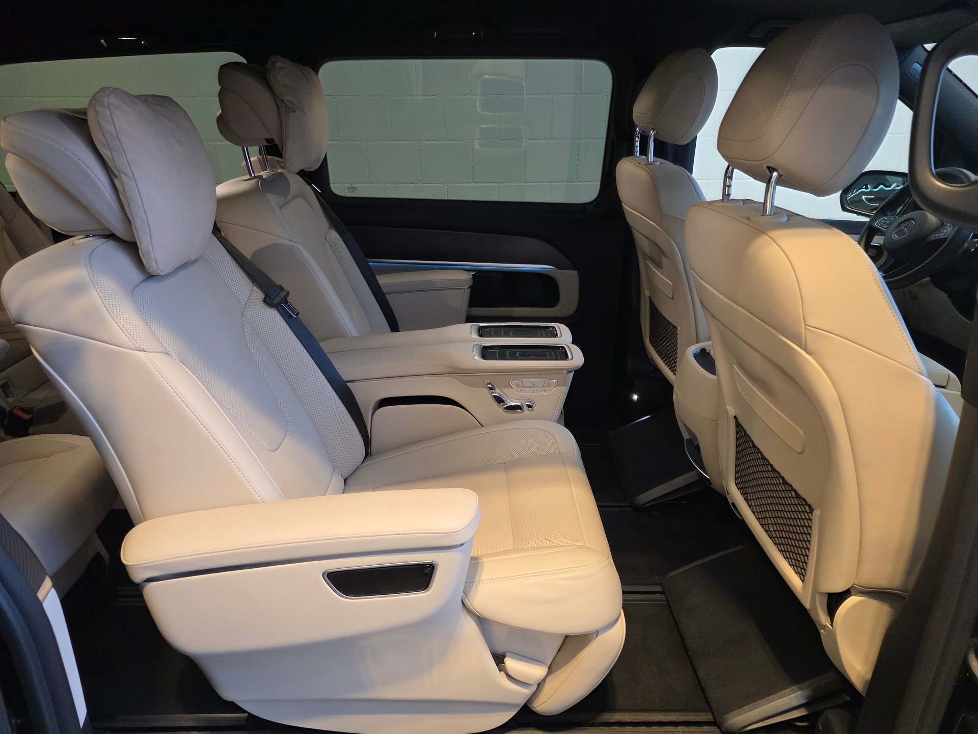 MERCEDES-BENZ V 300 d Avantgarde L 4M-image-21