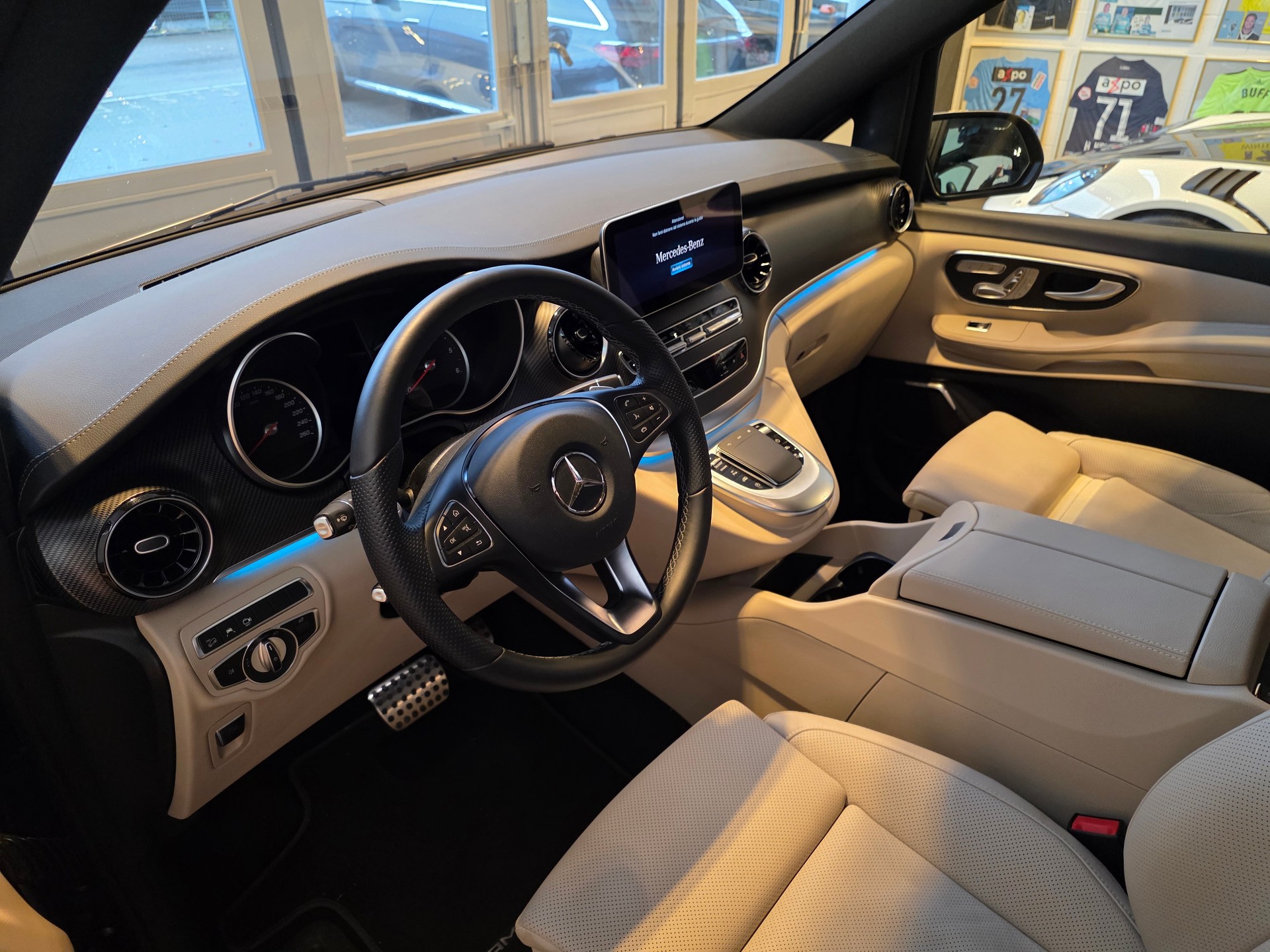 MERCEDES-BENZ V 300 d Avantgarde L 4M-image-14