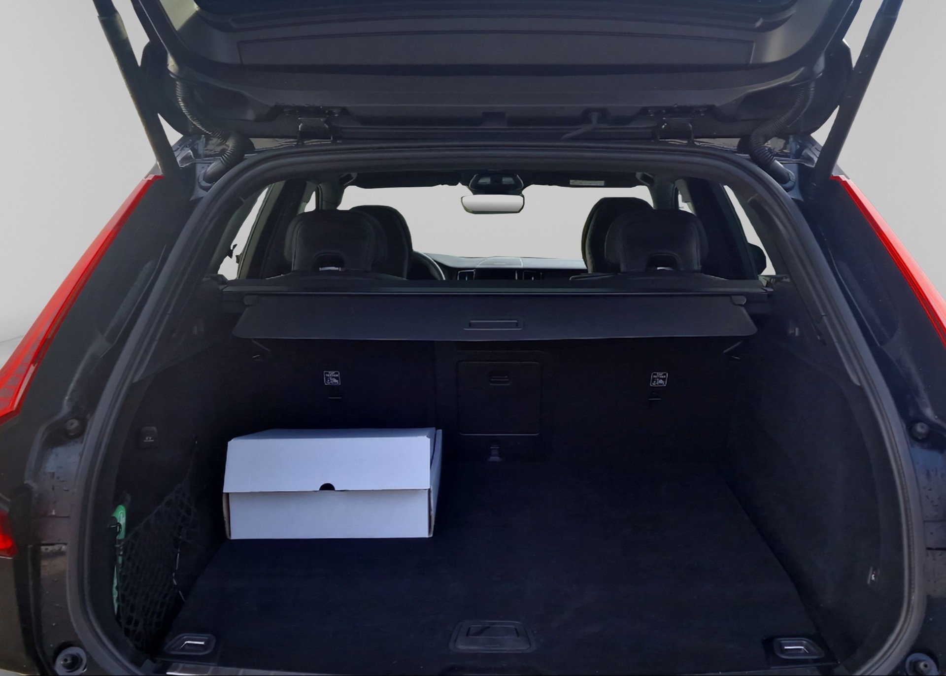 VOLVO XC60 2.0 T8 TE Plus Dark eAWD-image-15