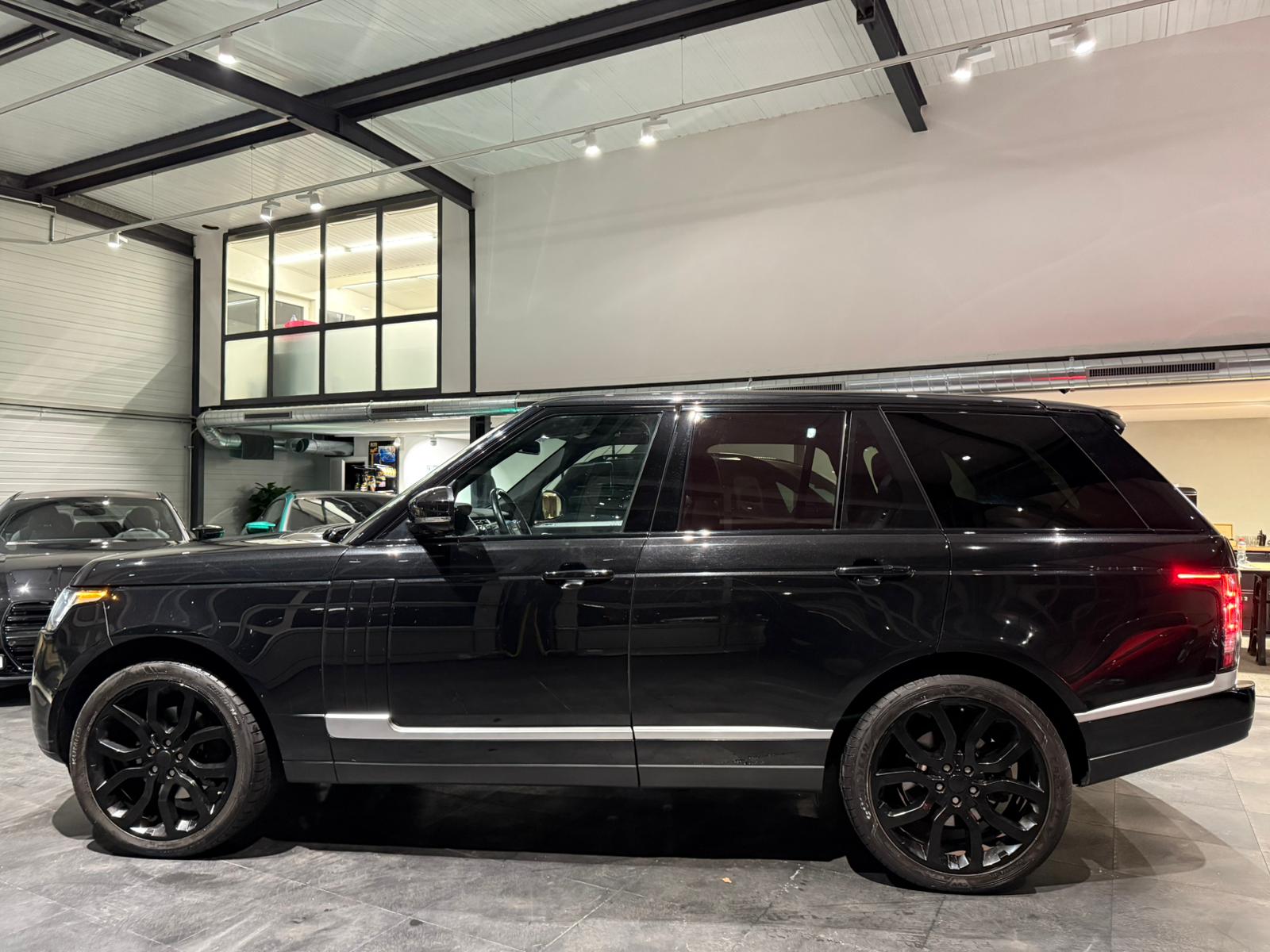 LAND ROVER Range Rover 3.0 TDV6 Vogue Automatic-image-1
