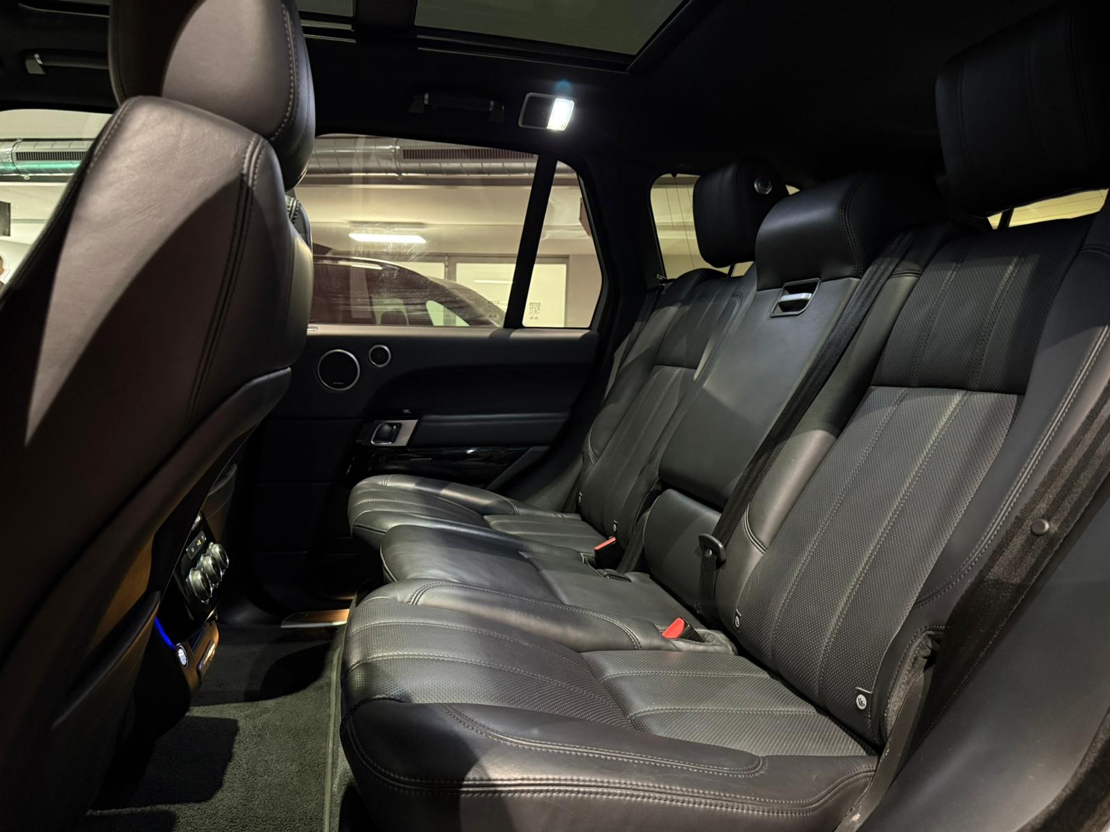 LAND ROVER Range Rover 3.0 TDV6 Vogue Automatic-image-10