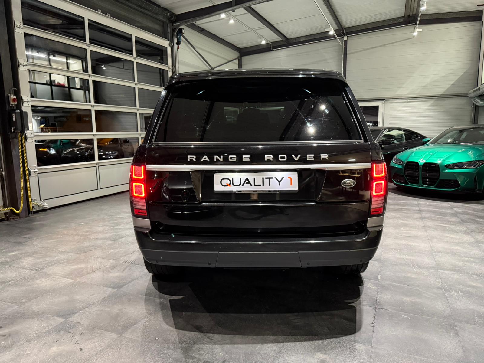 LAND ROVER Range Rover 3.0 TDV6 Vogue Automatic-image-3