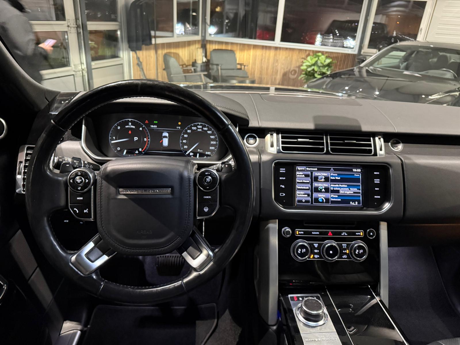 LAND ROVER Range Rover 3.0 TDV6 Vogue Automatic-image-12