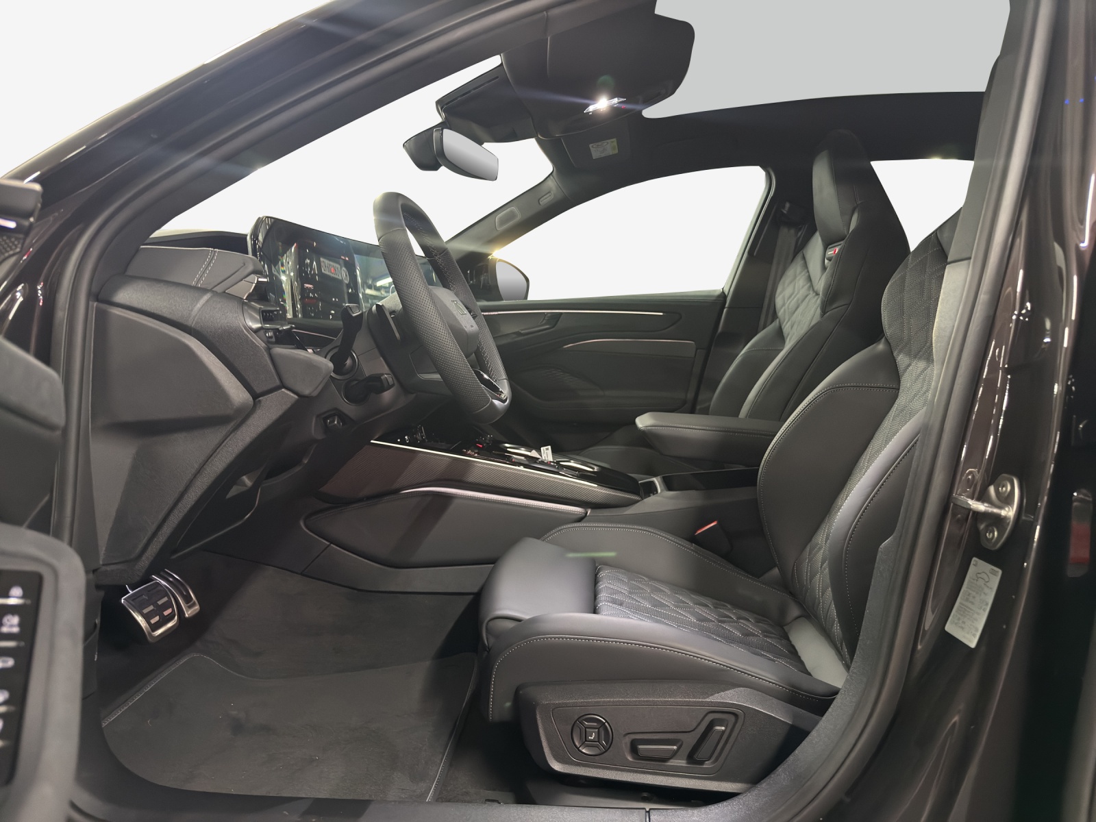 AUDI A6 Avant TFSI quattro 270 kW S tronic-image-7