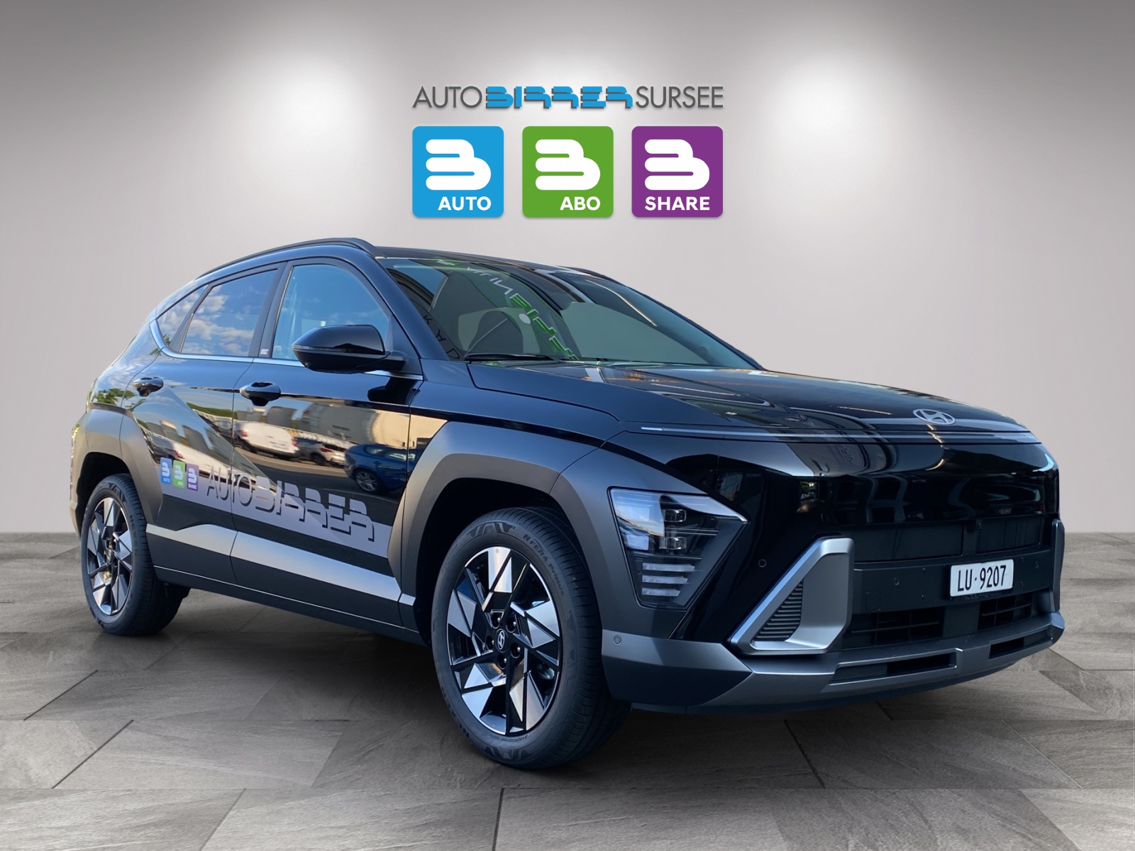 HYUNDAI Kona 1.6 GDi Hybrid Amplia-image-2