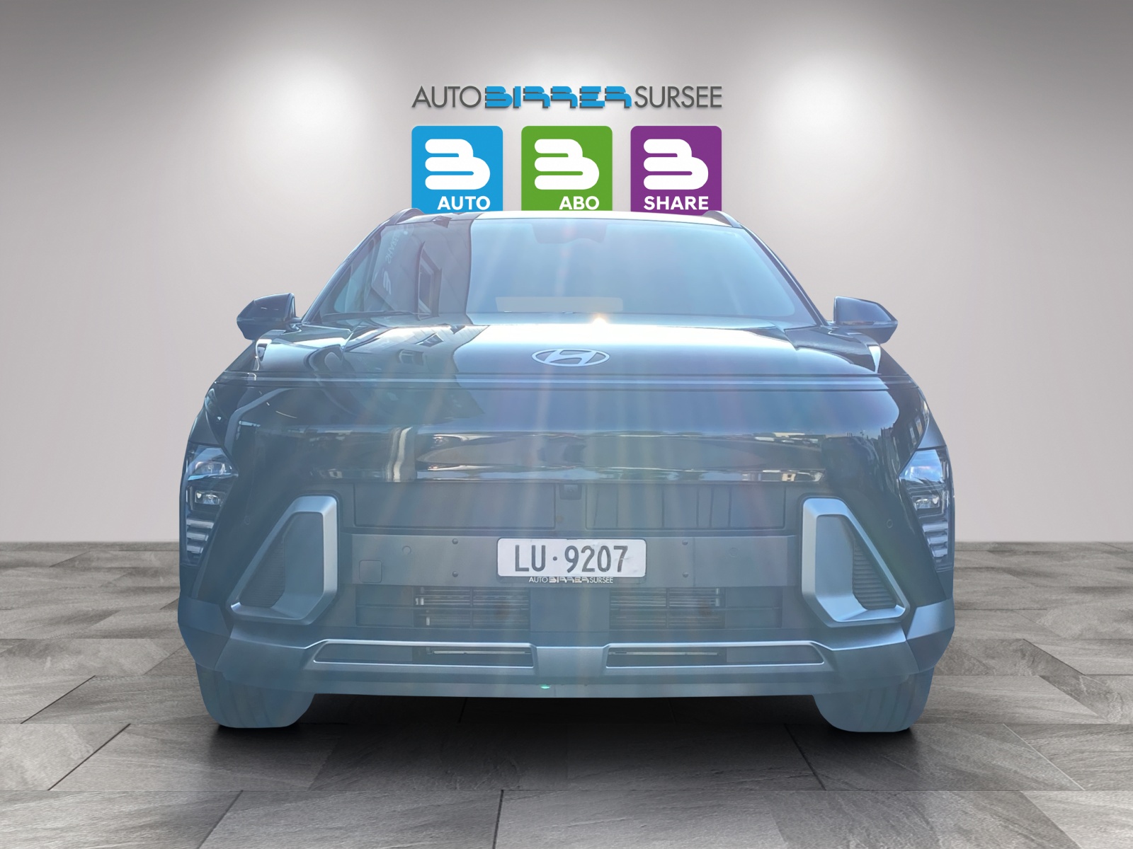 HYUNDAI Kona 1.6 GDi Hybrid Amplia-image-1