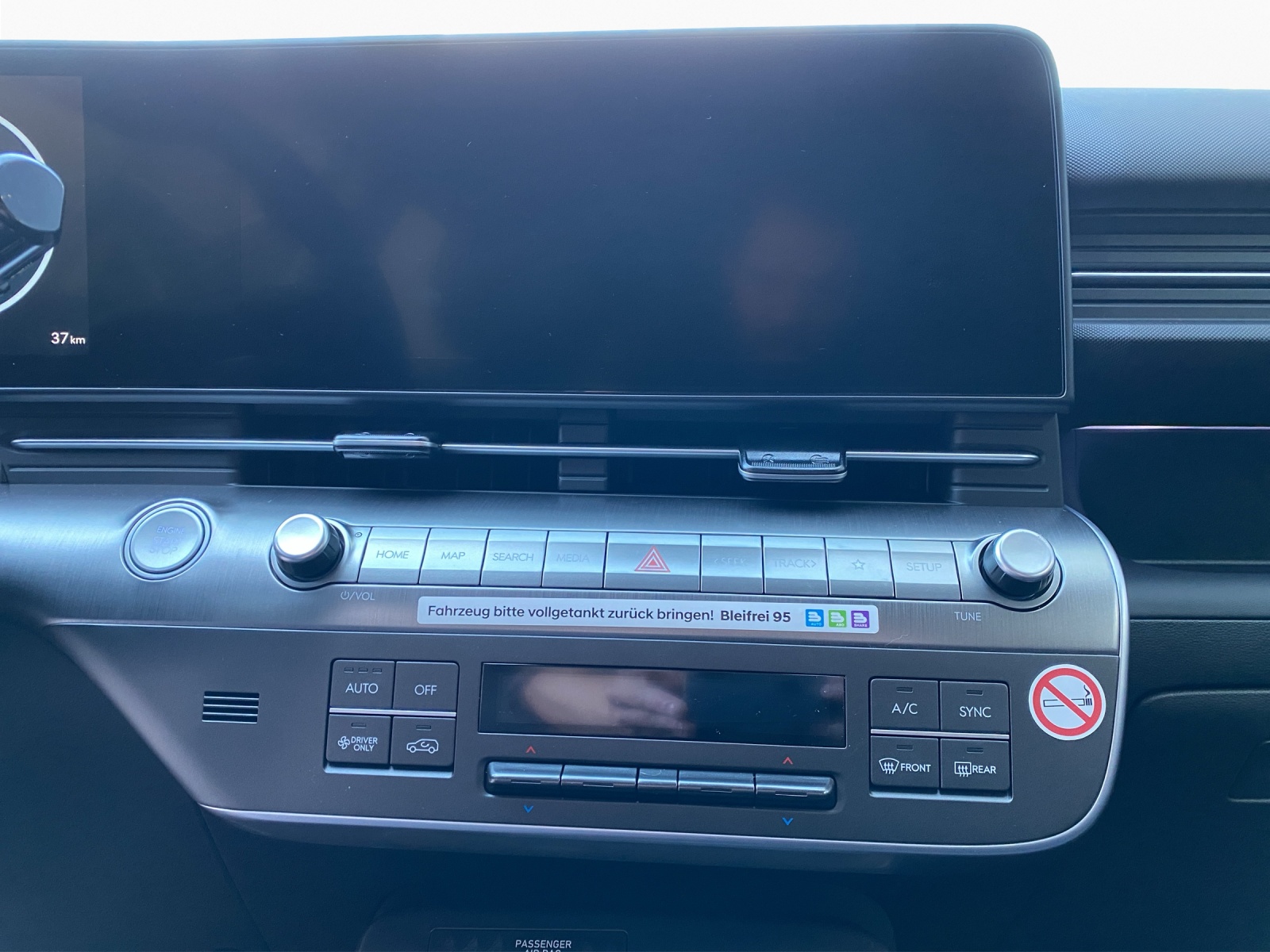 HYUNDAI Kona 1.6 GDi Hybrid Amplia-image-14